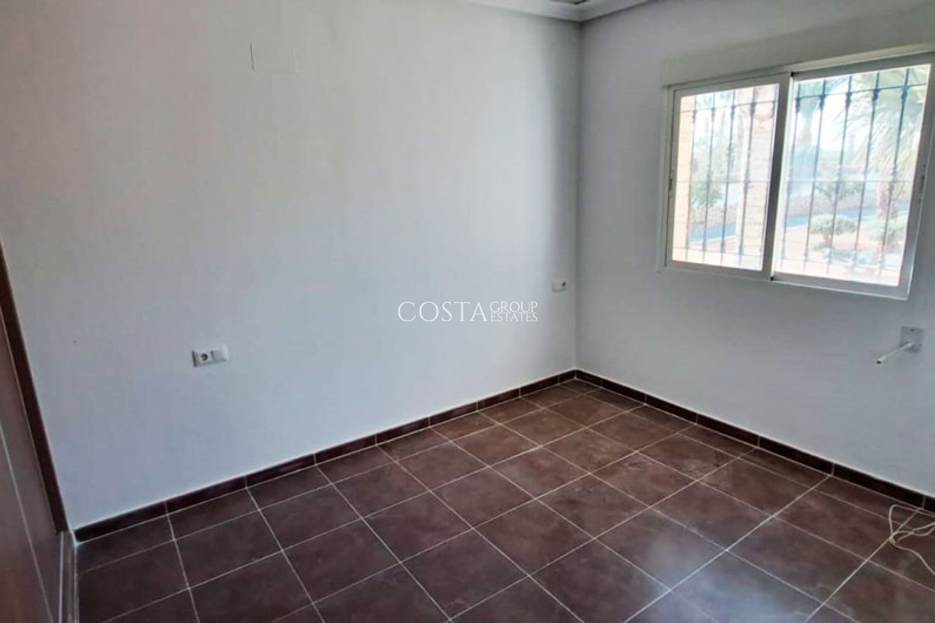 Herverkoop - Villa -
Catral - Catral - Country