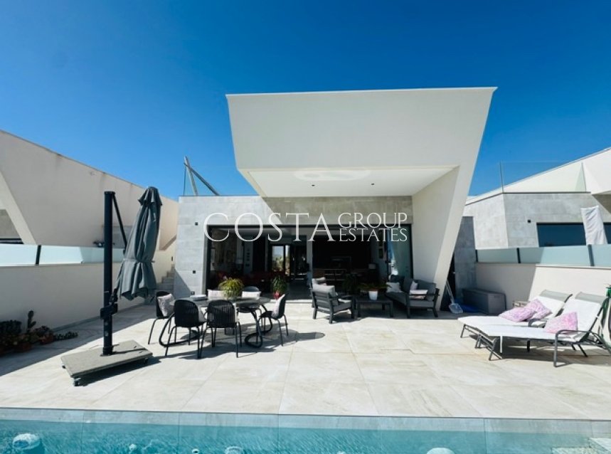 Herverkoop - Villa -
Ciudad Quesada - La Fiesta