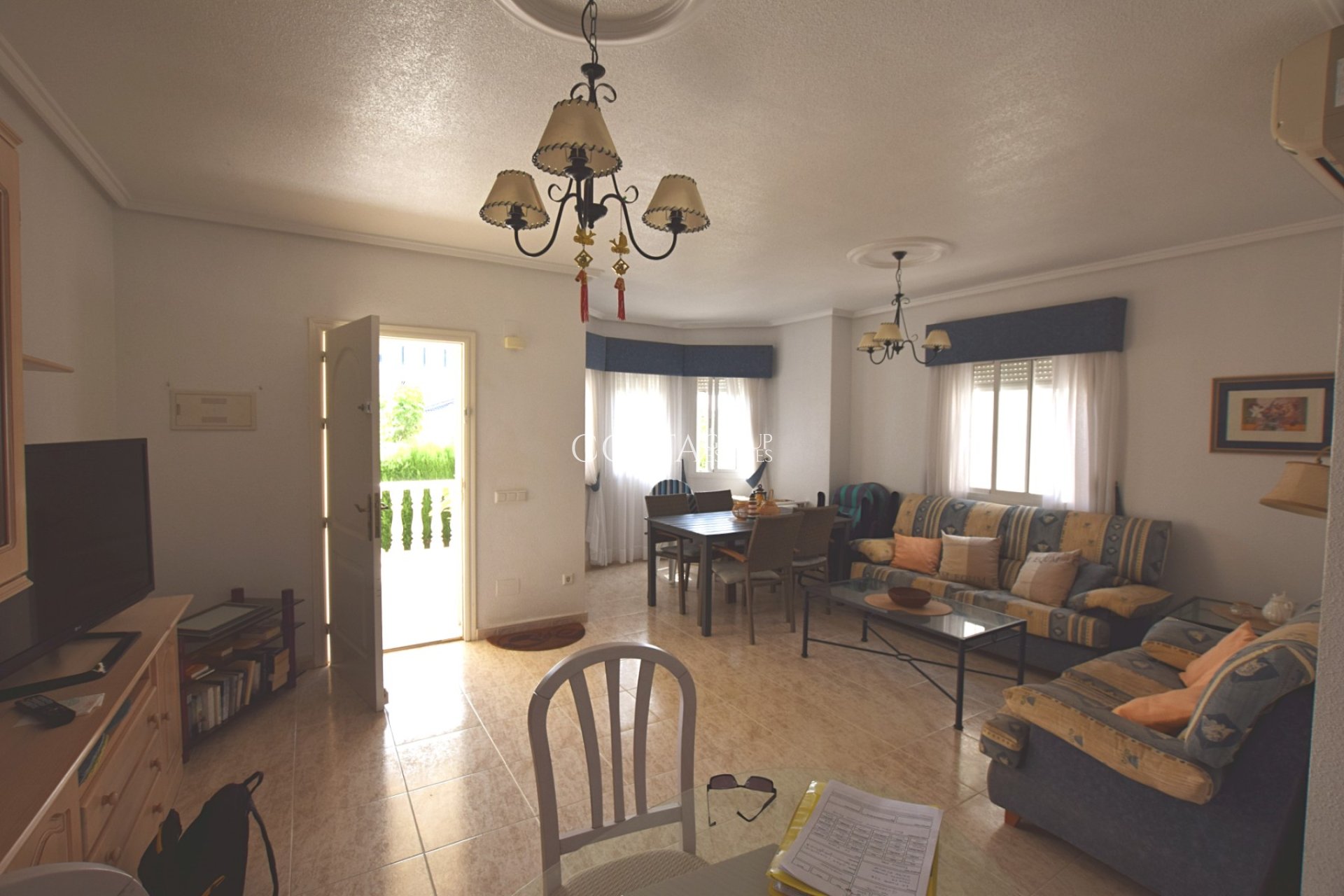 Herverkoop - Villa -
Ciudad Quesada - La Fiesta