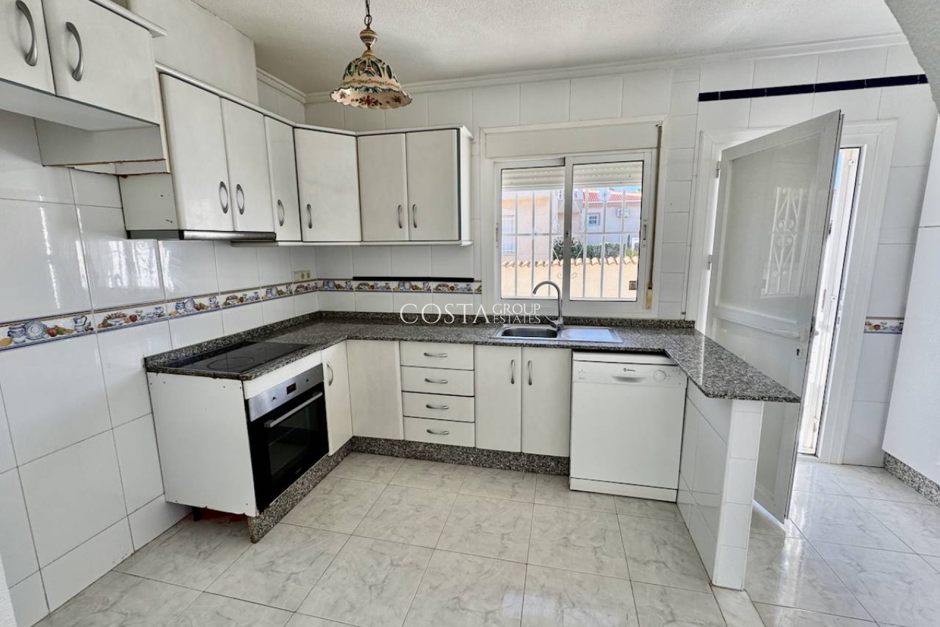 Herverkoop - Villa -
Ciudad Quesada - Lo Pepin