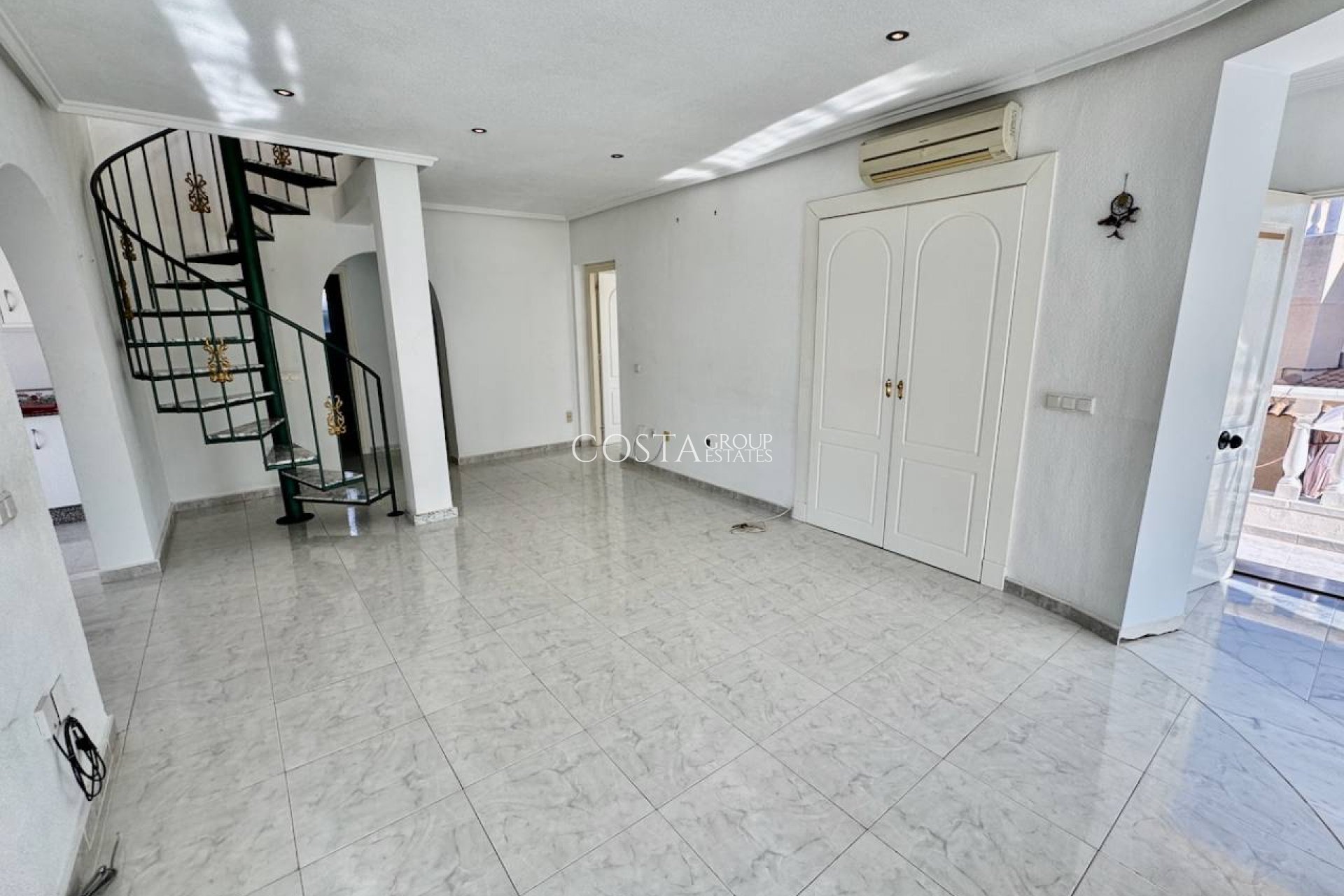 Herverkoop - Villa -
Ciudad Quesada - Lo Pepin