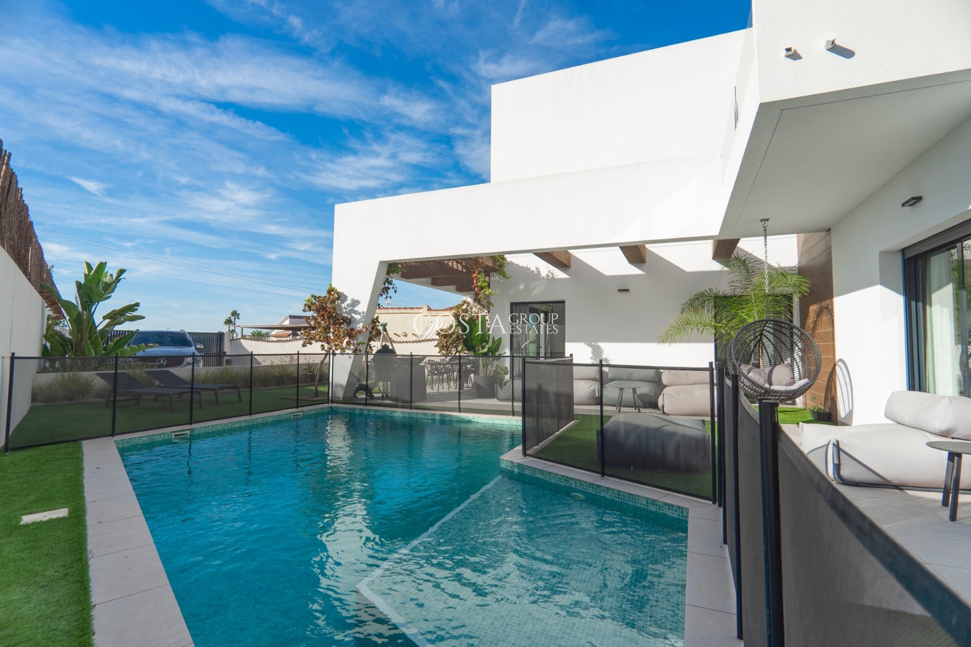 Herverkoop - Villa -
Ciudad Quesada - town