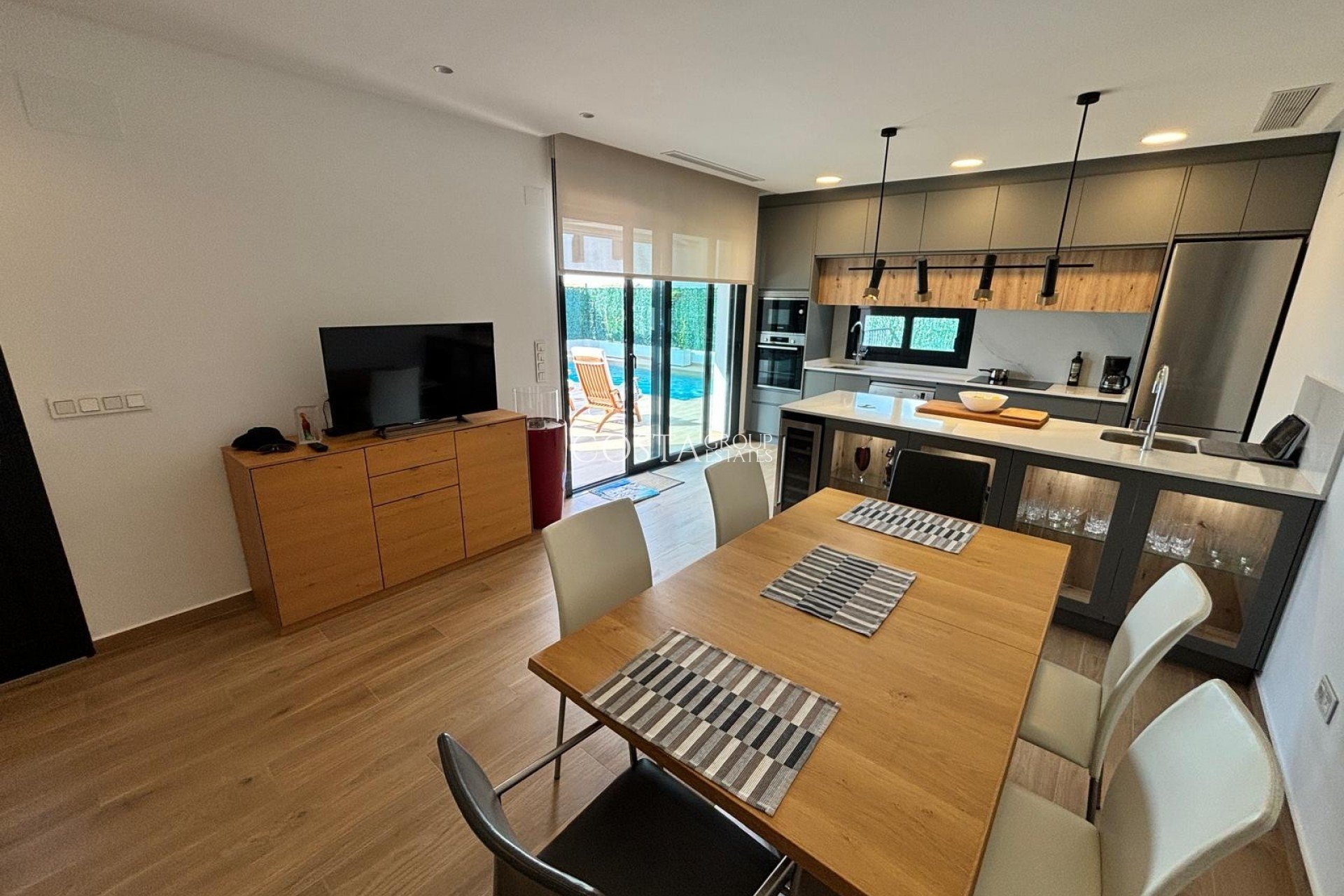 Herverkoop - Villa -
Ciudad Quesada