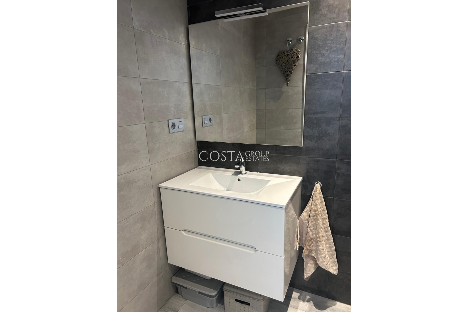 Herverkoop - Villa -
Daya Vieja - Daya Vieja Centro