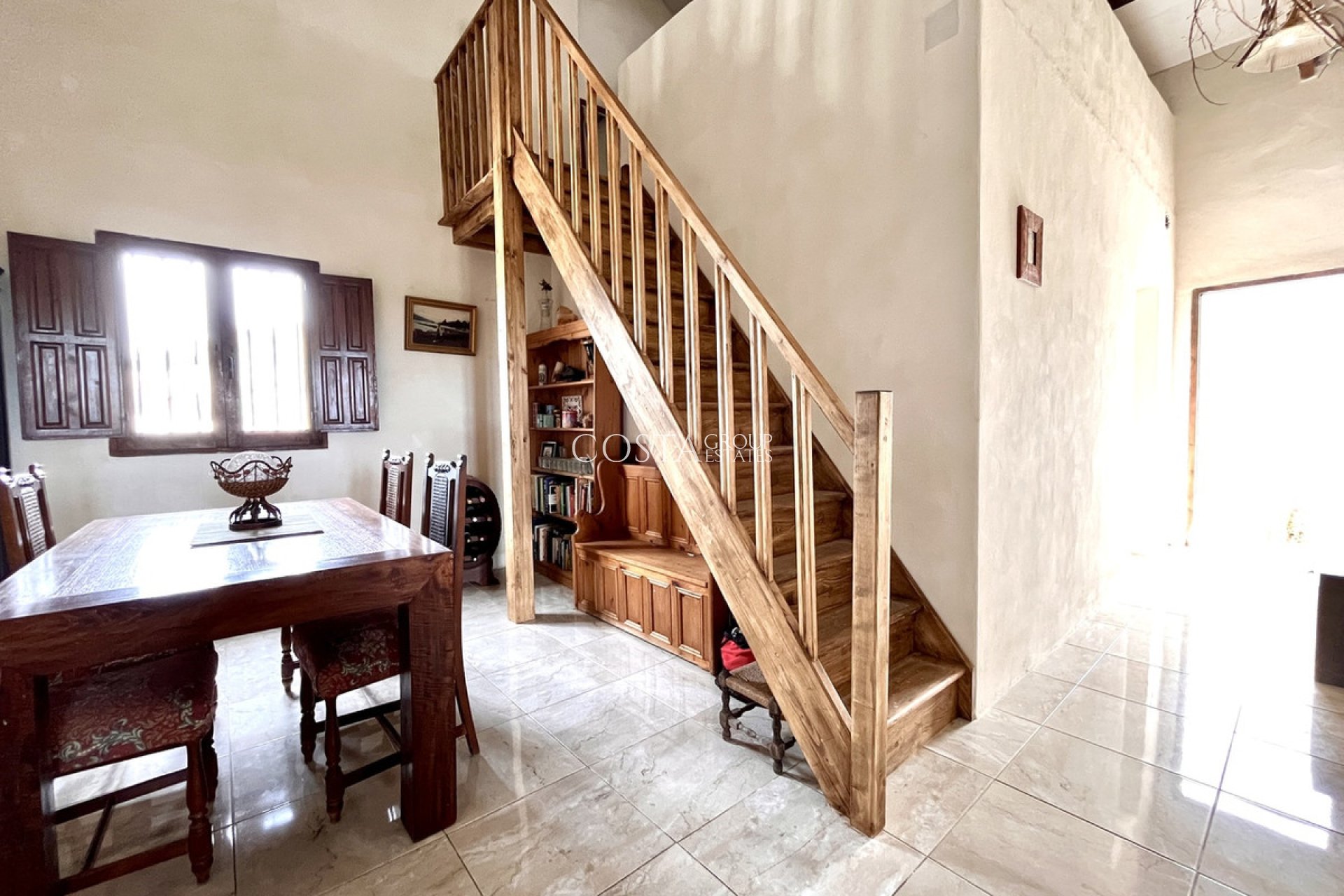 Herverkoop - Villa -
Dolores - Dolores Centro