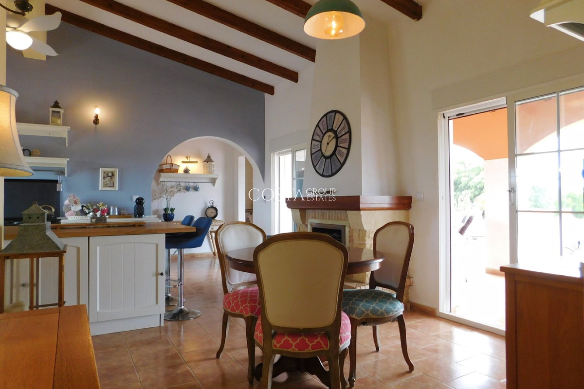 Herverkoop - Villa -
Dolores - Dolores Centro