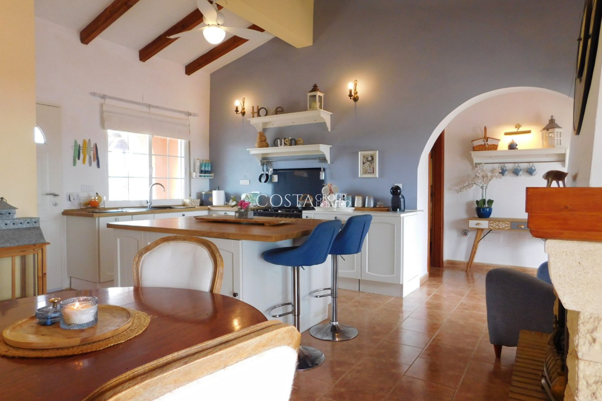 Herverkoop - Villa -
Dolores - Dolores Centro