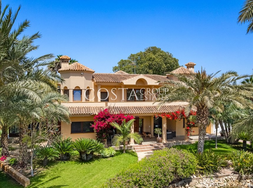 Herverkoop - Villa -
Elche