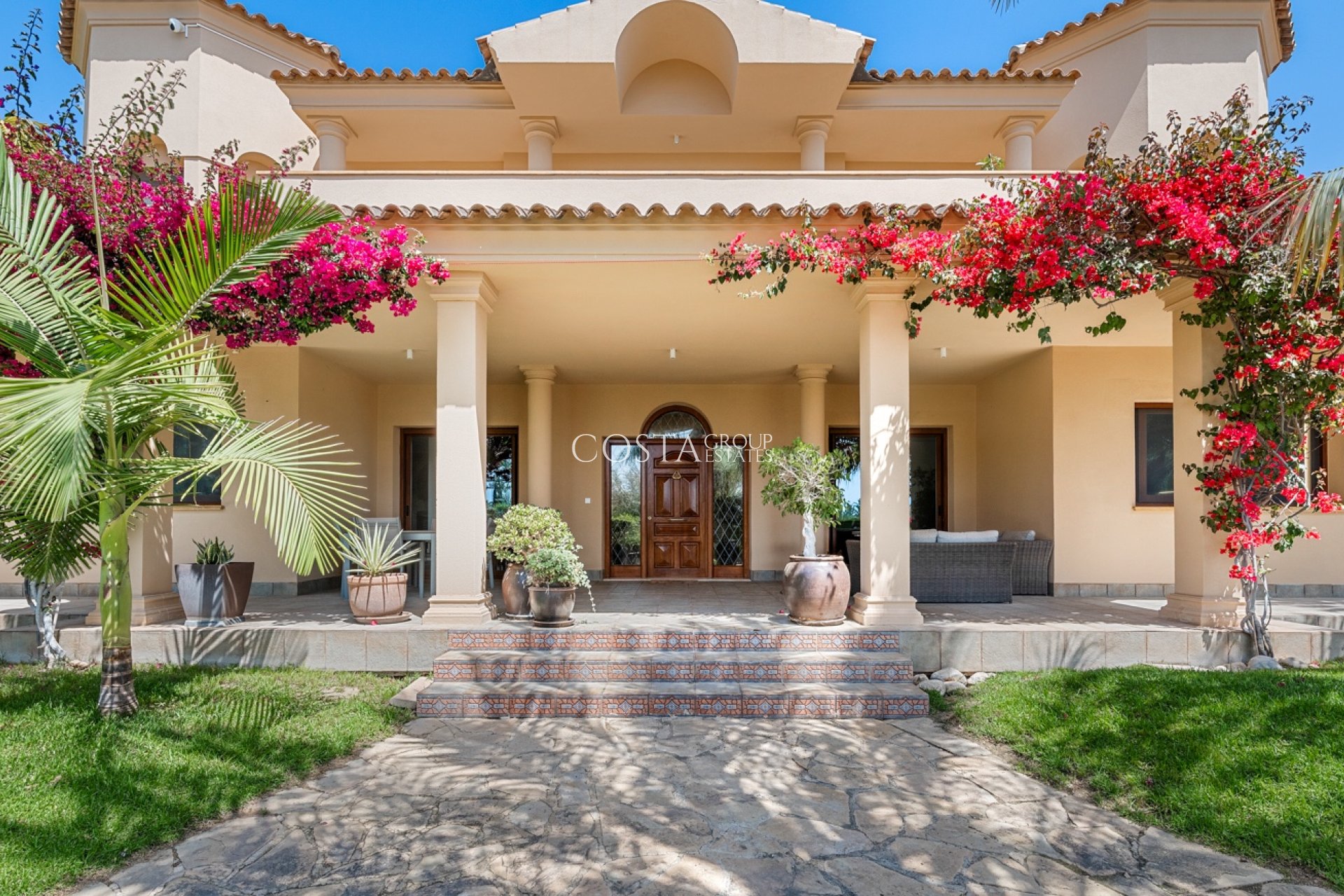 Herverkoop - Villa -
Elche