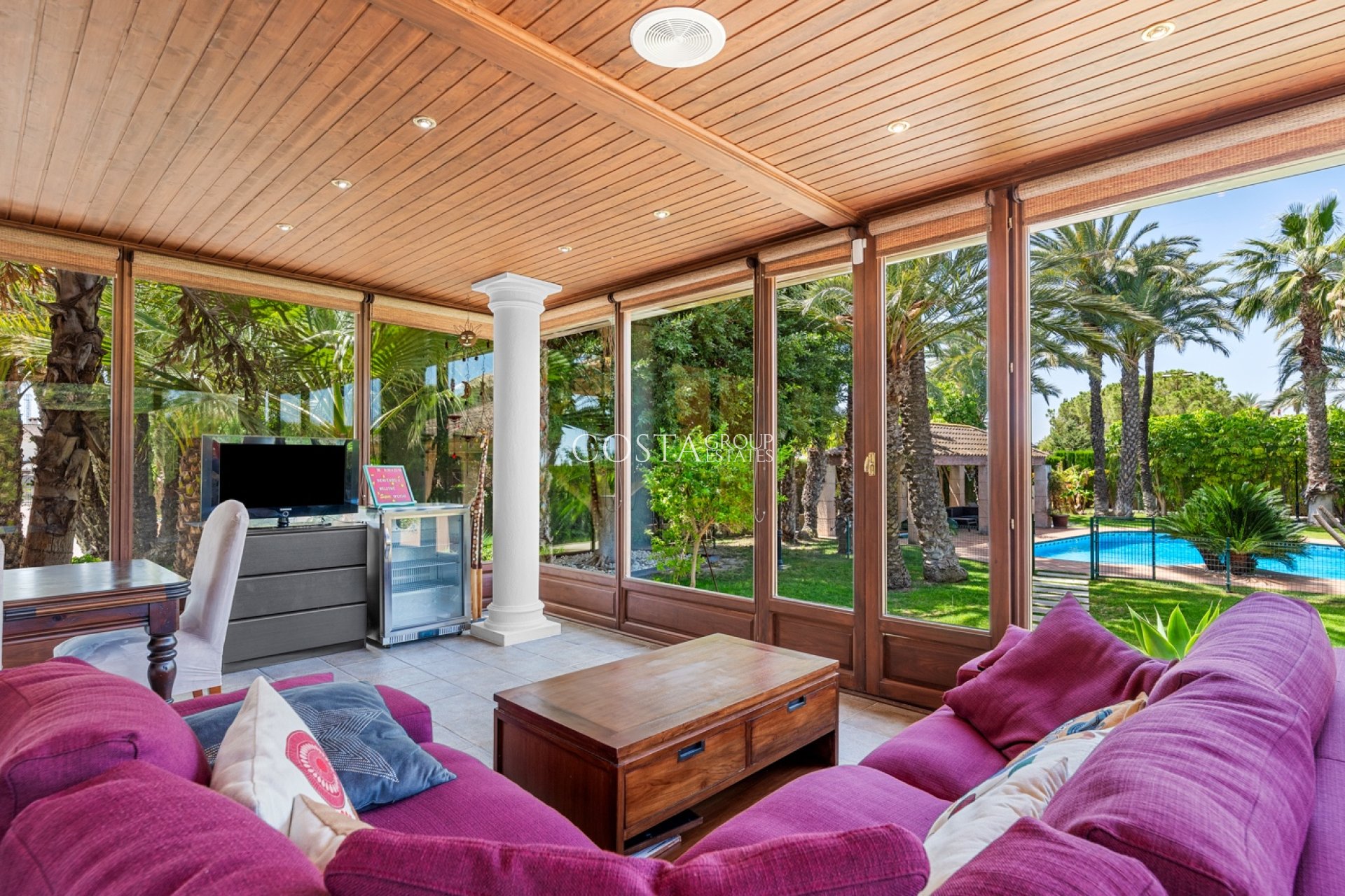 Herverkoop - Villa -
Elche