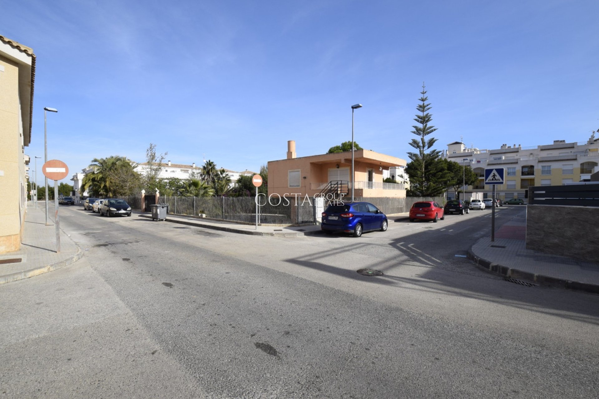 Herverkoop - Villa -
Formentera del Segura