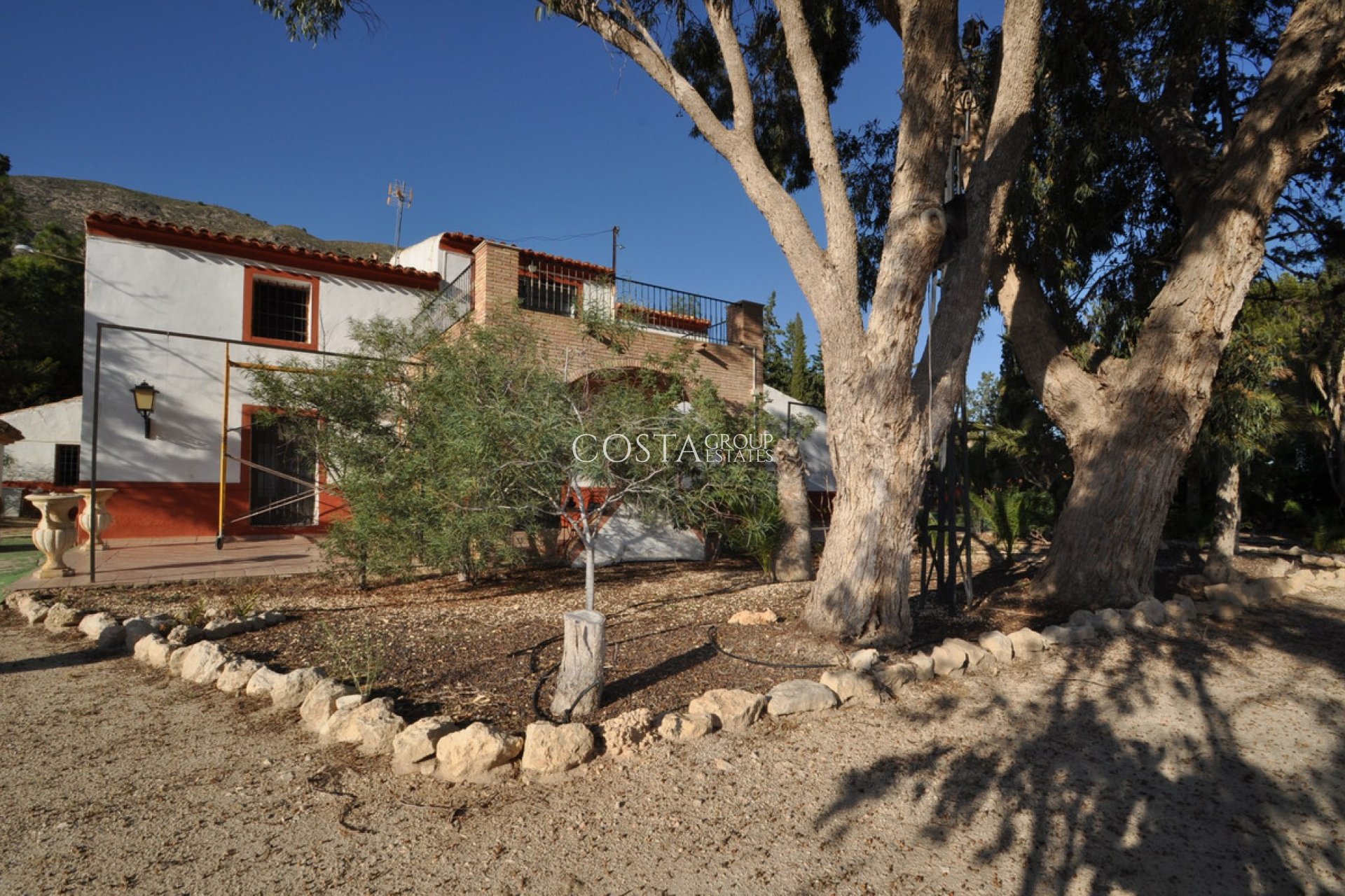 Herverkoop - Villa -
Fortuna - Fortuna Centro