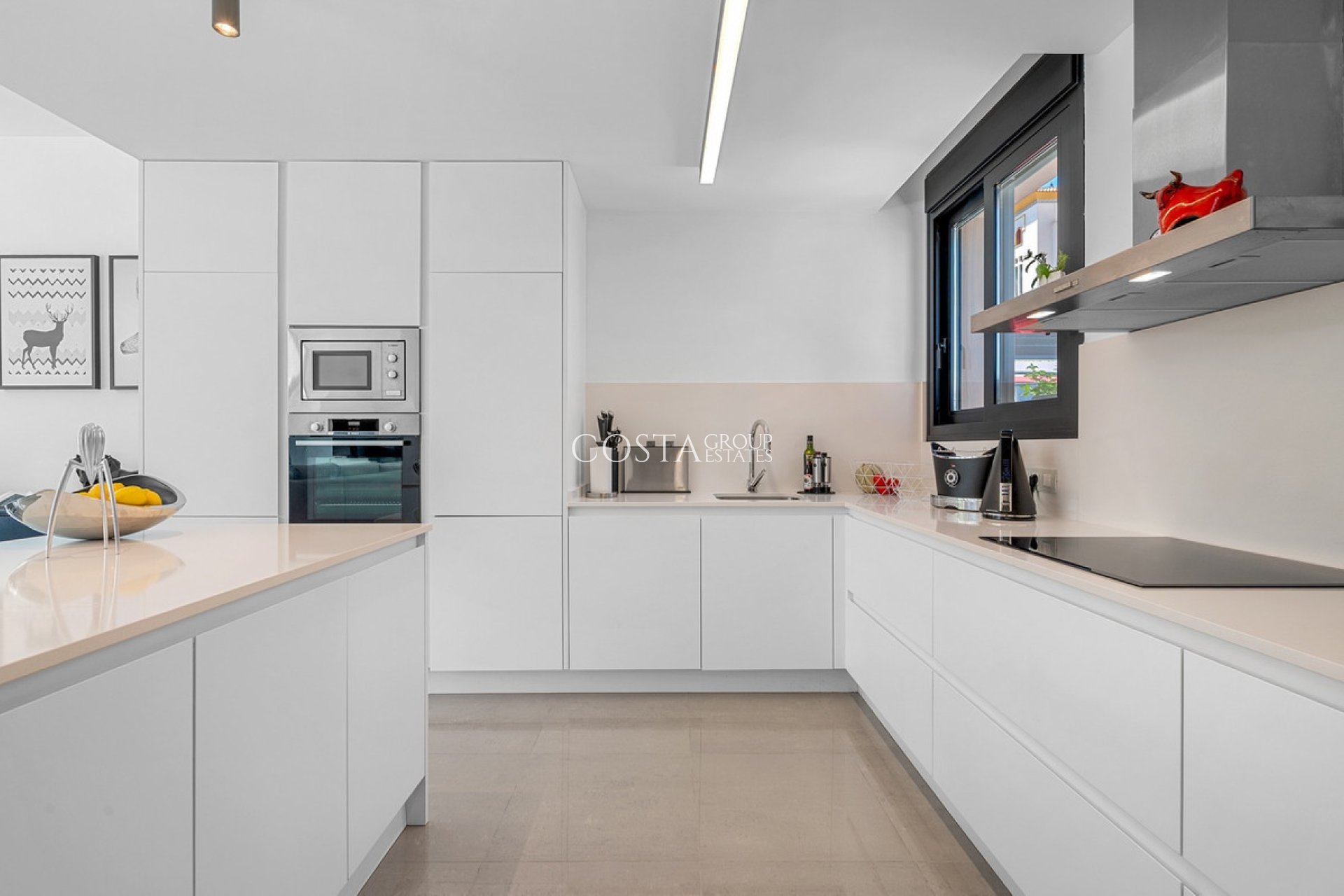 Herverkoop - Villa -
Guardamar del Segura - Guardamar del Segura Centro