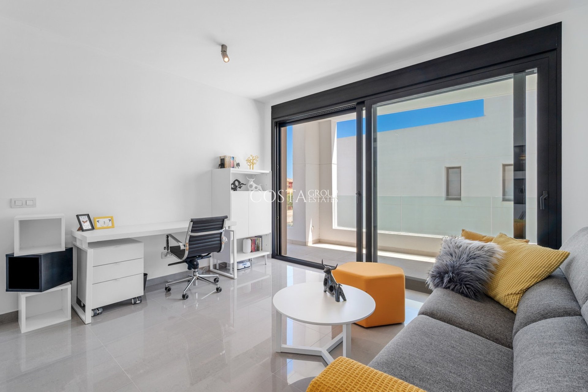 Herverkoop - Villa -
Guardamar del Segura - Guardamar del Segura Centro