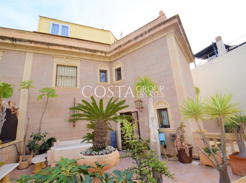 Herverkoop - Villa -
Guardamar del Segura - Guardamar del Segura Centro