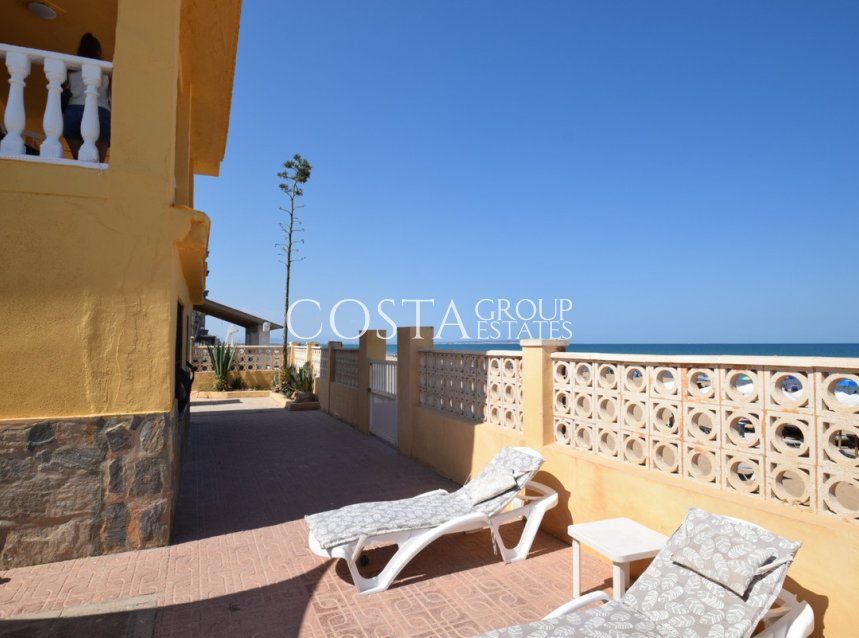 Herverkoop - Villa -
Guardamar del Segura - Guardamar del Segura Centro