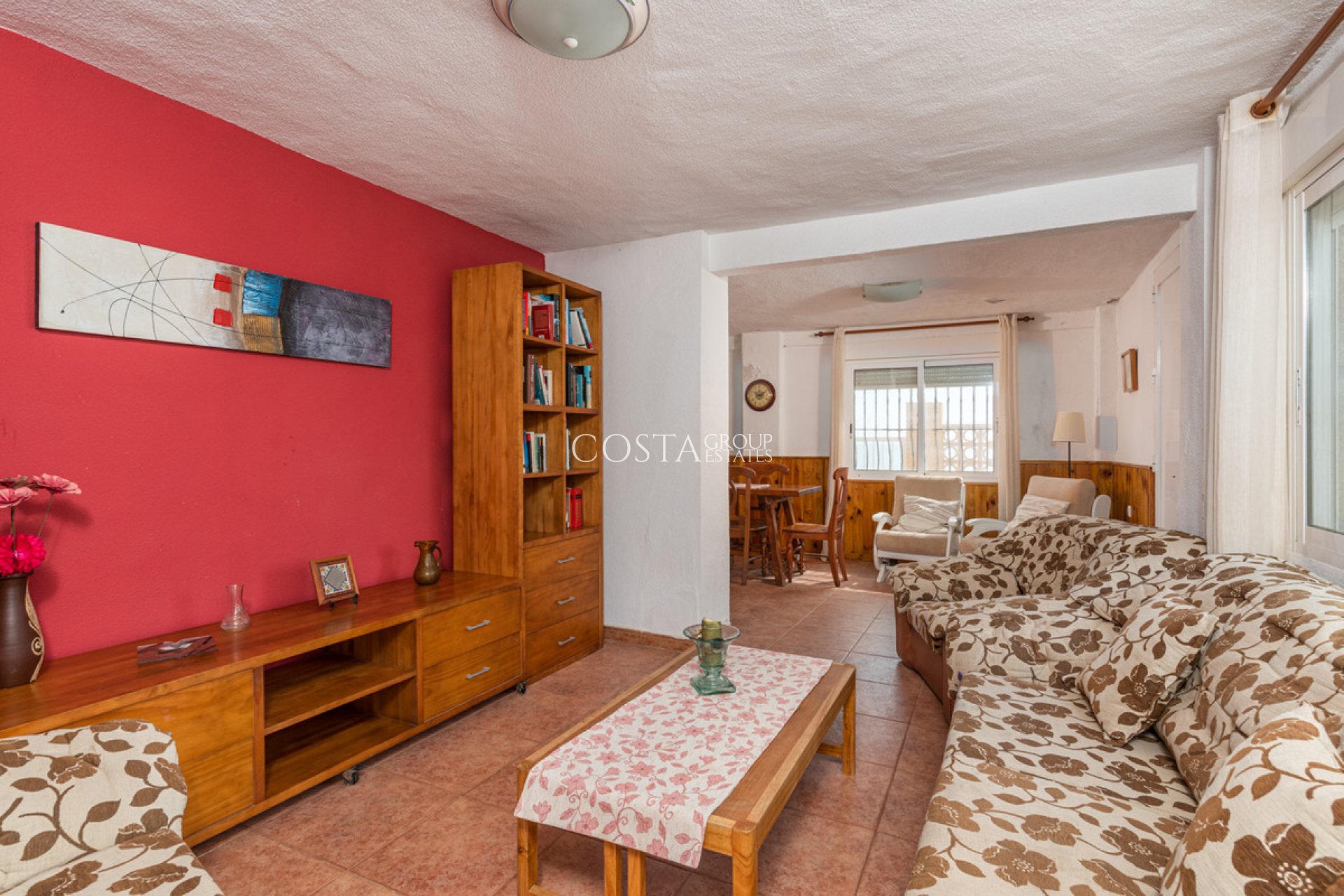 Herverkoop - Villa -
Guardamar del Segura - Guardamar del Segura Centro