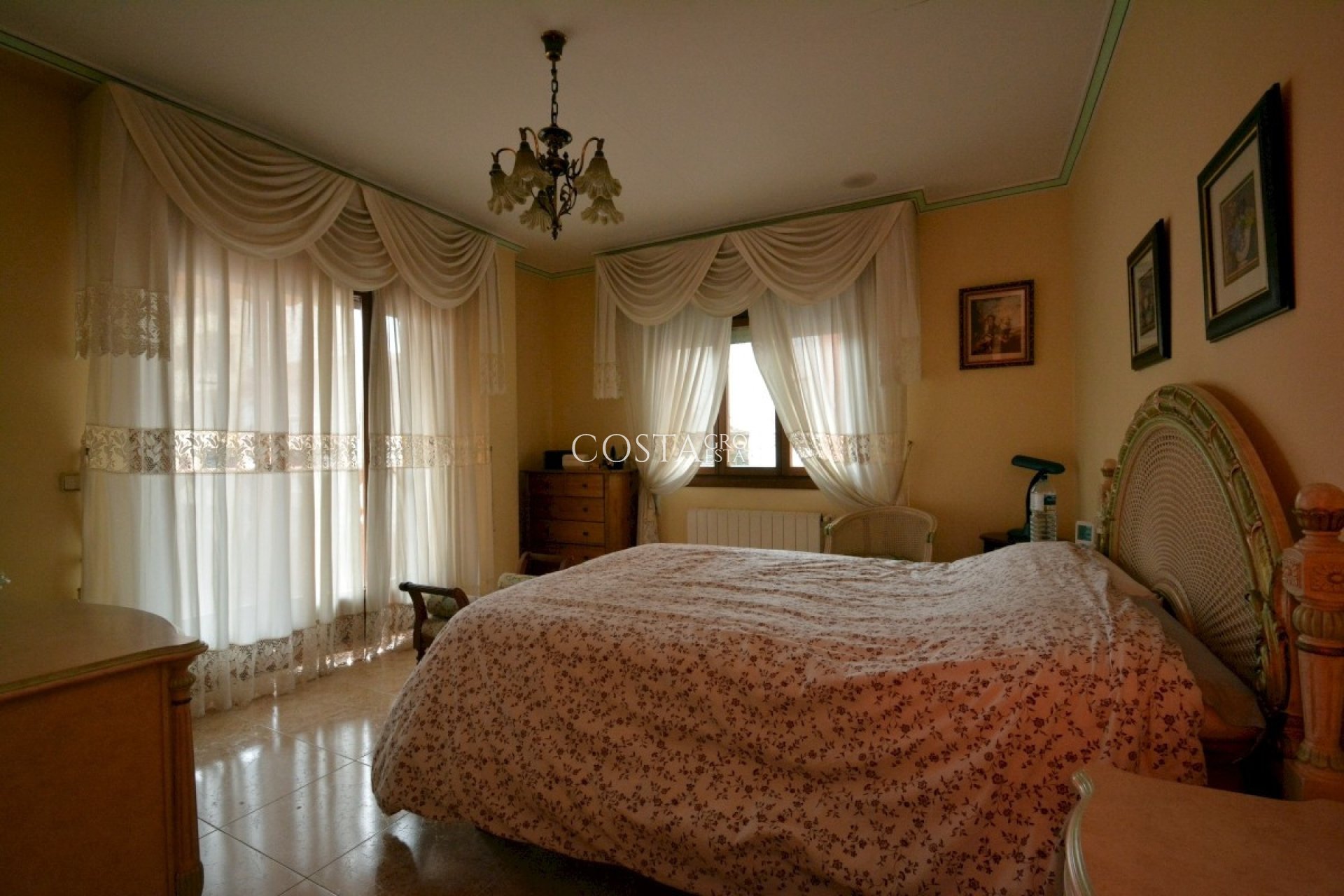 Herverkoop - Villa -
Guardamar del Segura - Guardamar del Segura Centro