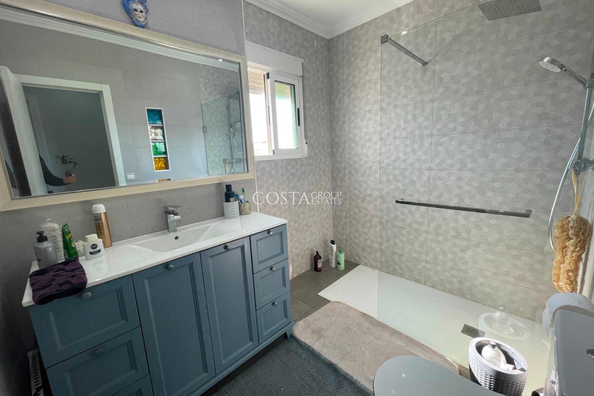 Herverkoop - Villa -
Guardamar del Segura - Guardamar del Segura Centro