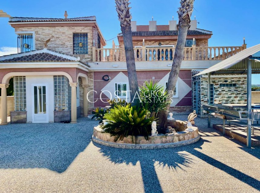 Herverkoop - Villa -
Guardamar del Segura