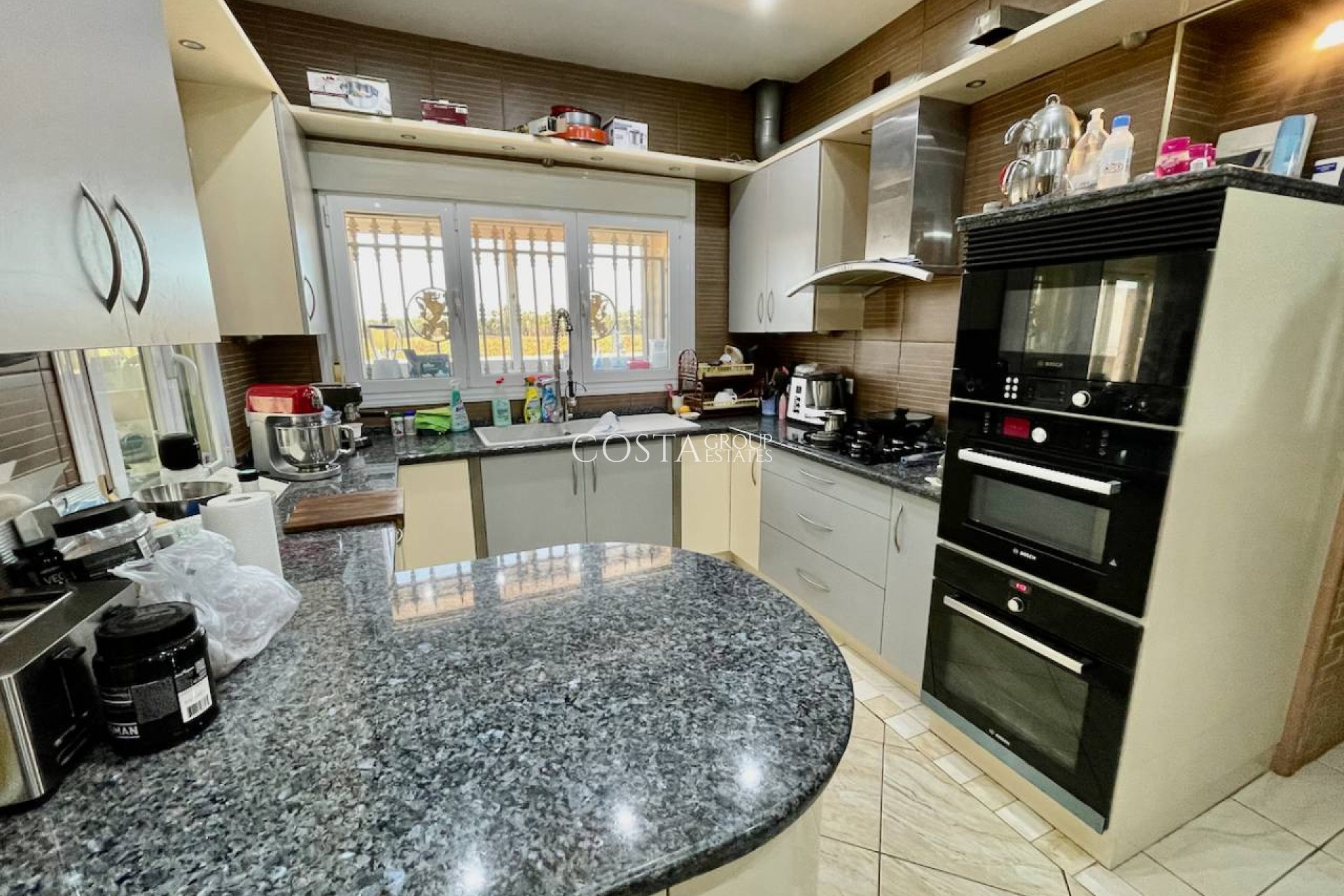 Herverkoop - Villa -
Guardamar del Segura