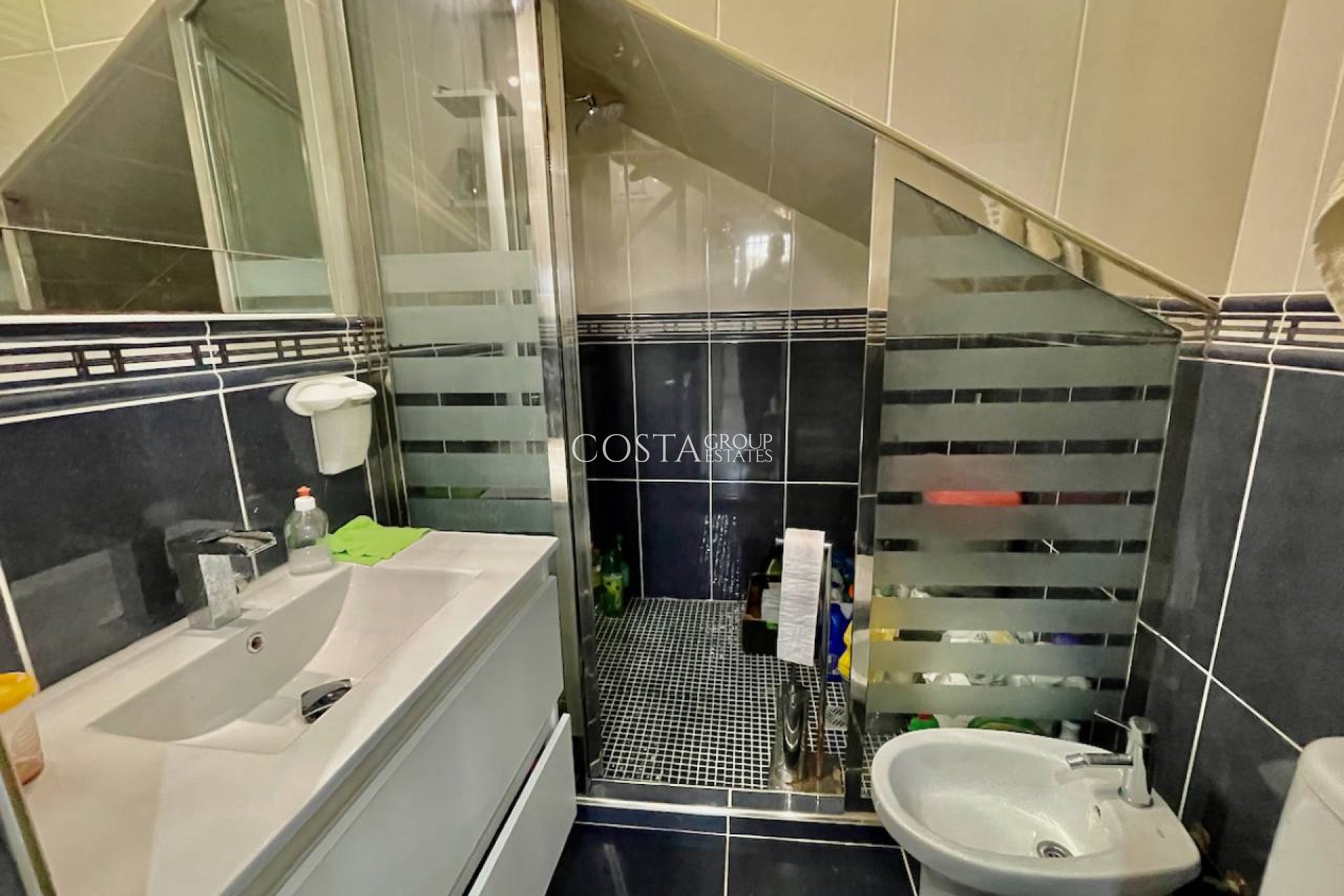 Herverkoop - Villa -
Guardamar del Segura