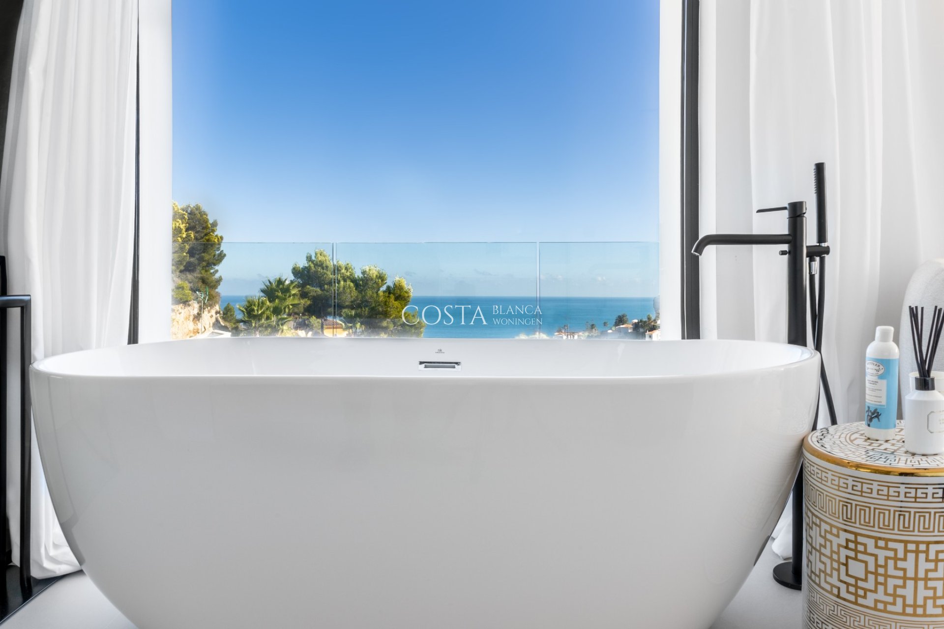 Herverkoop - Villa -
Jávea - Balcon al Mar