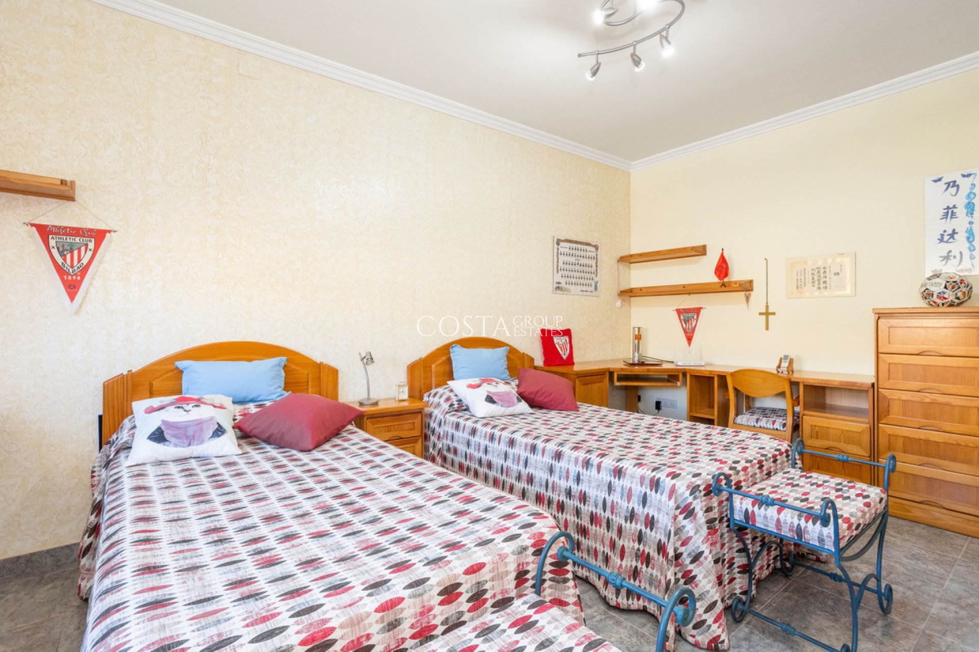 Herverkoop - Villa -
La Union - La Union Centro