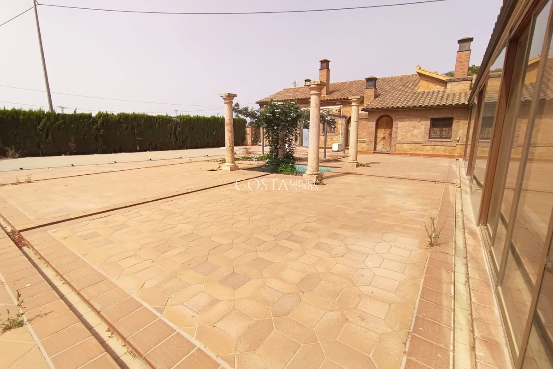 Herverkoop - Villa -
Lorca - Lorca Centro