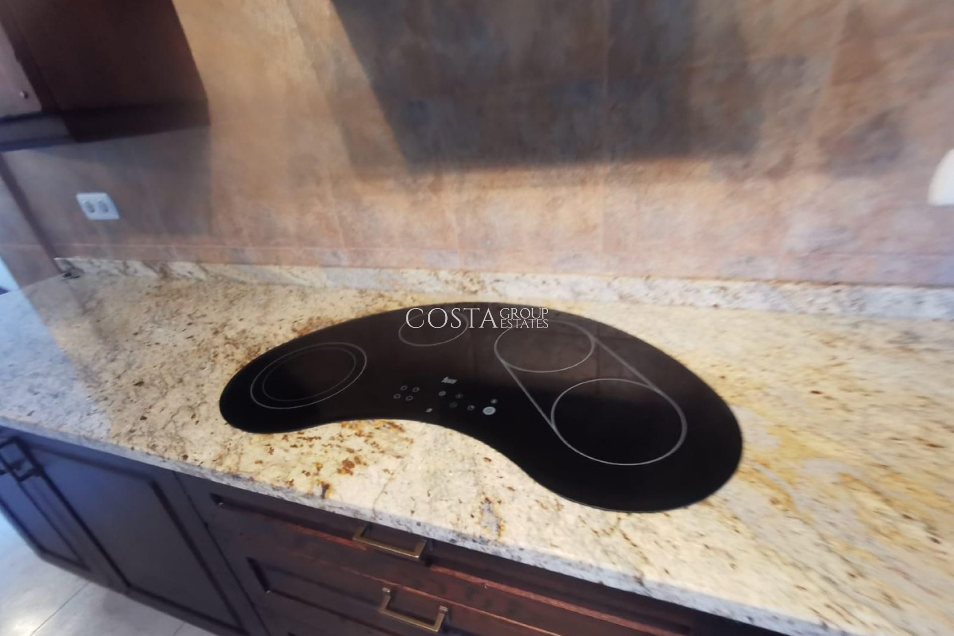 Herverkoop - Villa -
Lorca - Lorca Centro