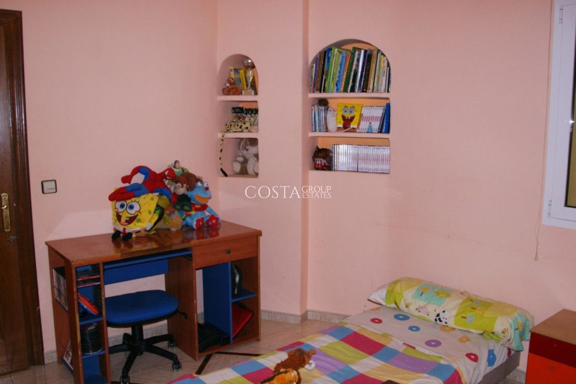 Herverkoop - Villa -
Lorca - Lorca Centro