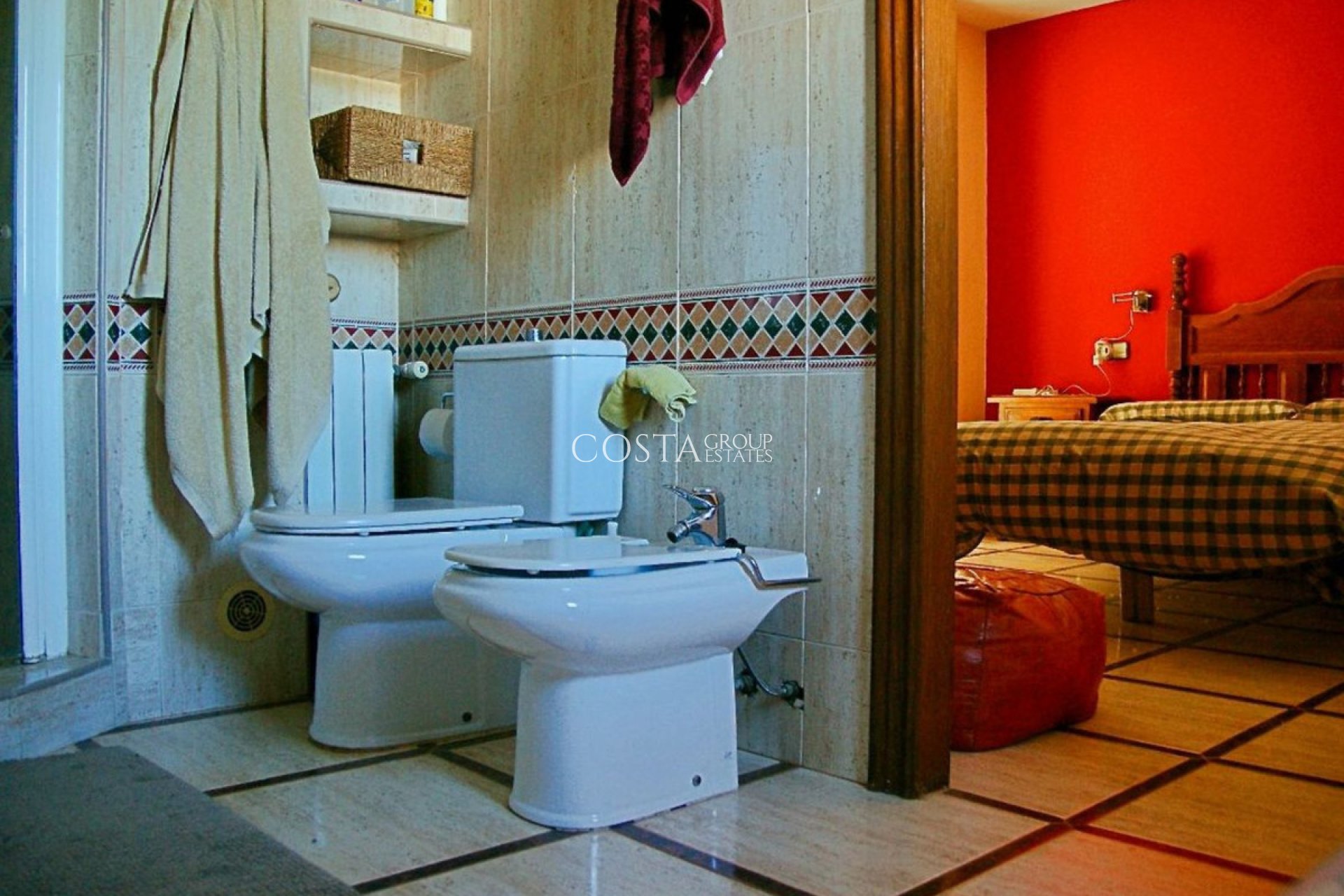 Herverkoop - Villa -
Lorca - Lorca Centro