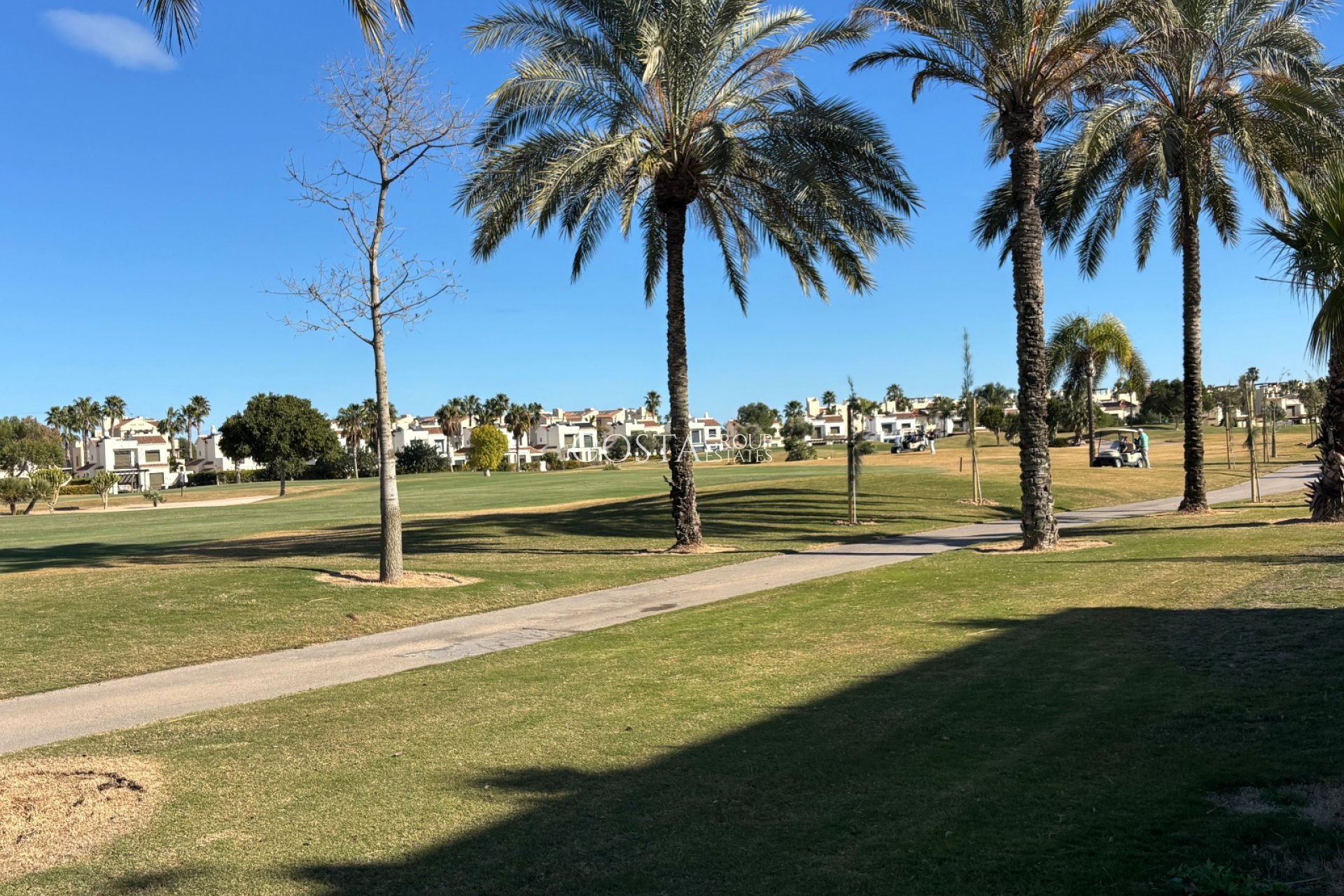 Herverkoop - Villa -
Los Alcazares - Roda