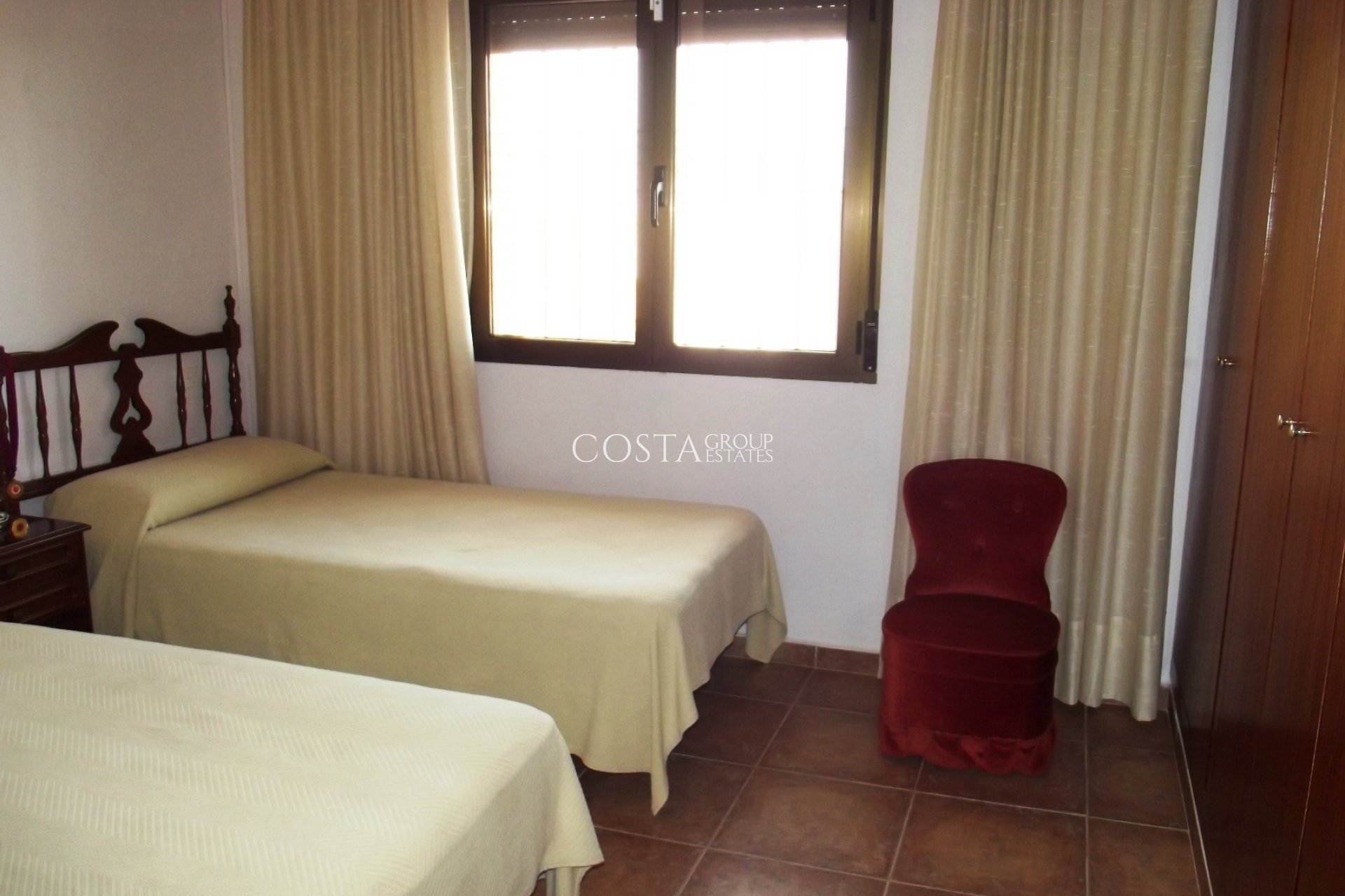 Herverkoop - Villa -
Los Montesinos - La Herrada