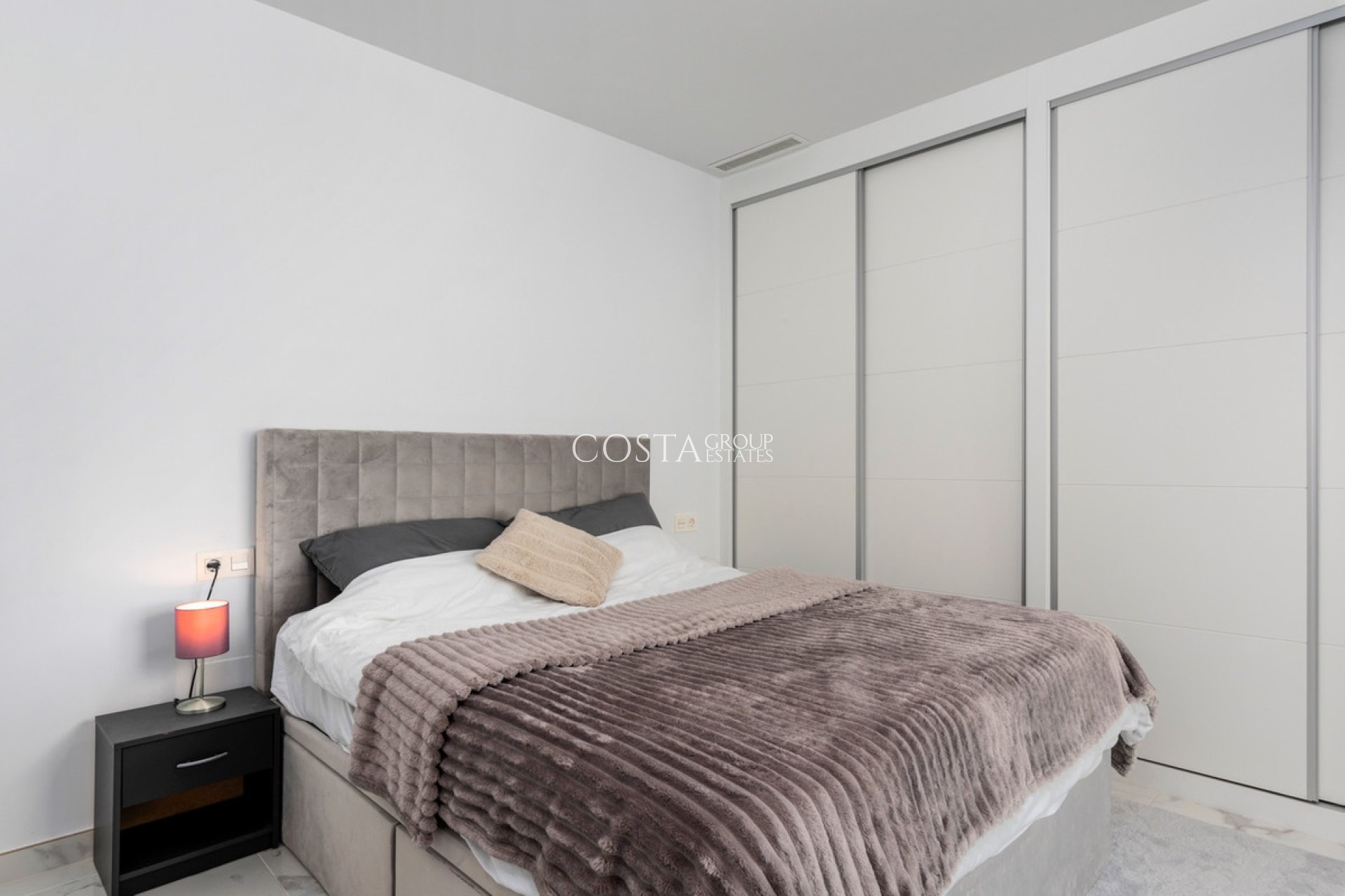 Herverkoop - Villa -
Los Montesinos - Los Montesinos Centro