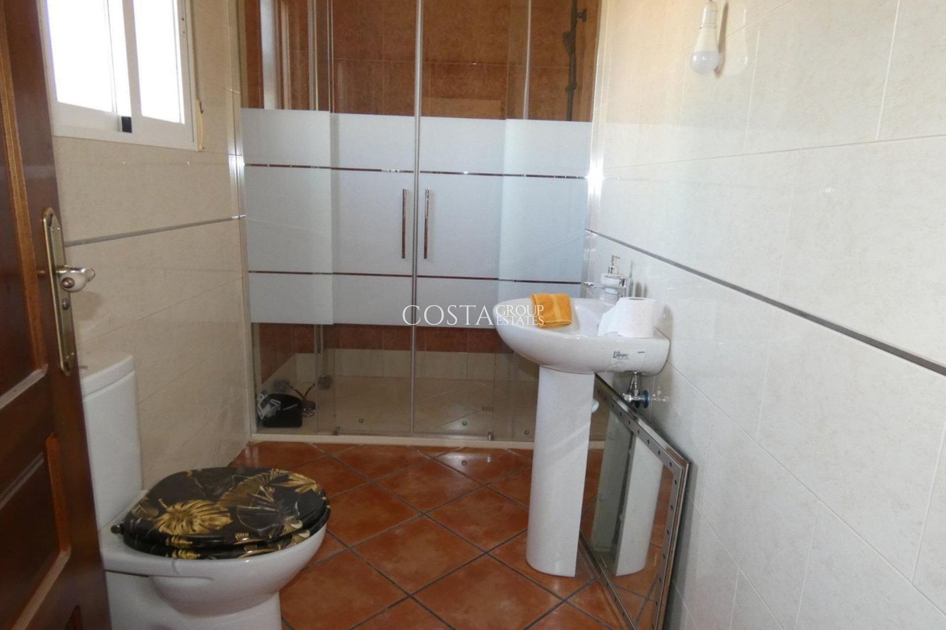 Herverkoop - Villa -
Mazarrón - La Atalaya