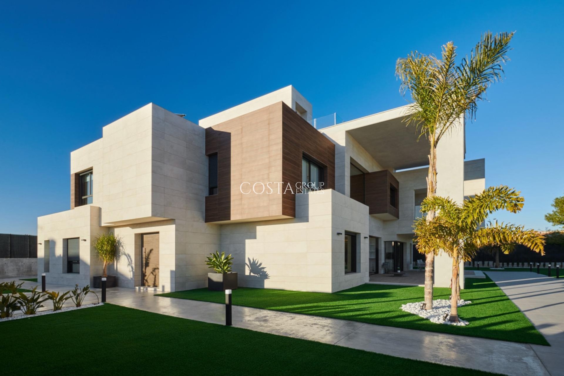 Herverkoop - Villa -
Molina De Segura - Molina de Segura Centro