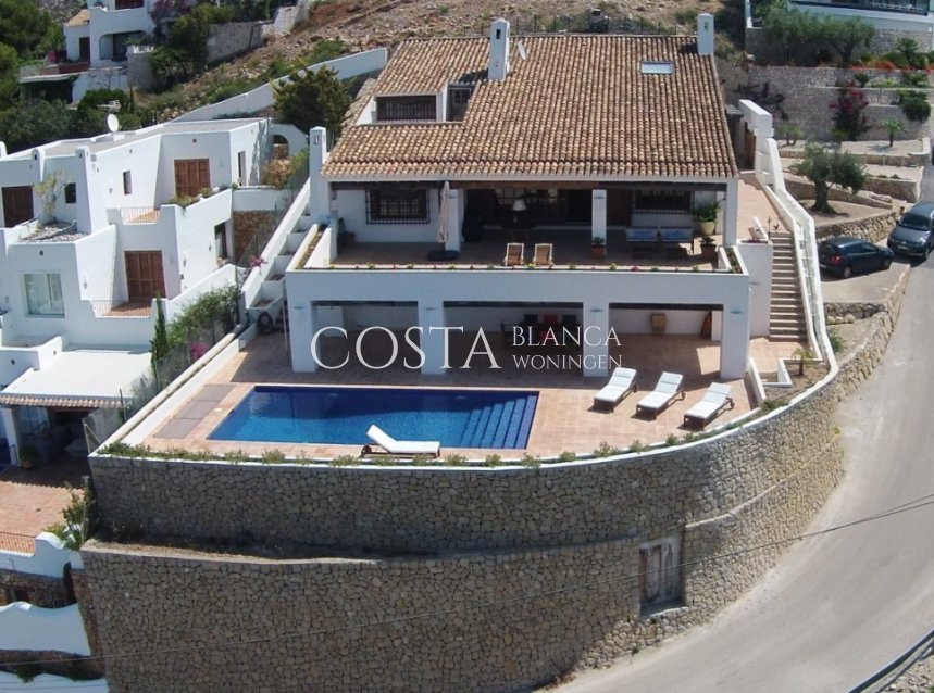 Herverkoop - Villa -
Moraira - Benimeit
