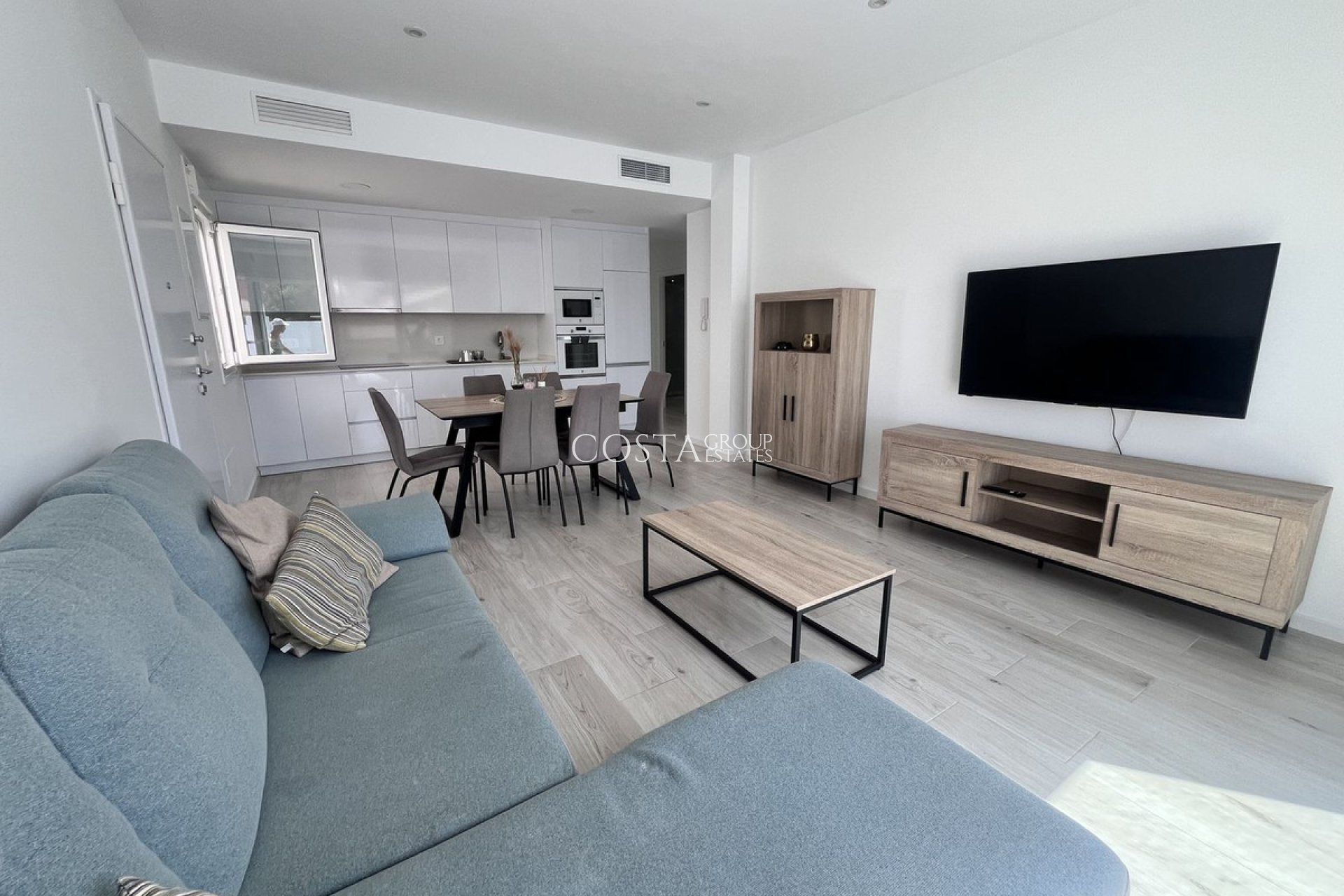 Herverkoop - Villa -
Murcia - Avileses