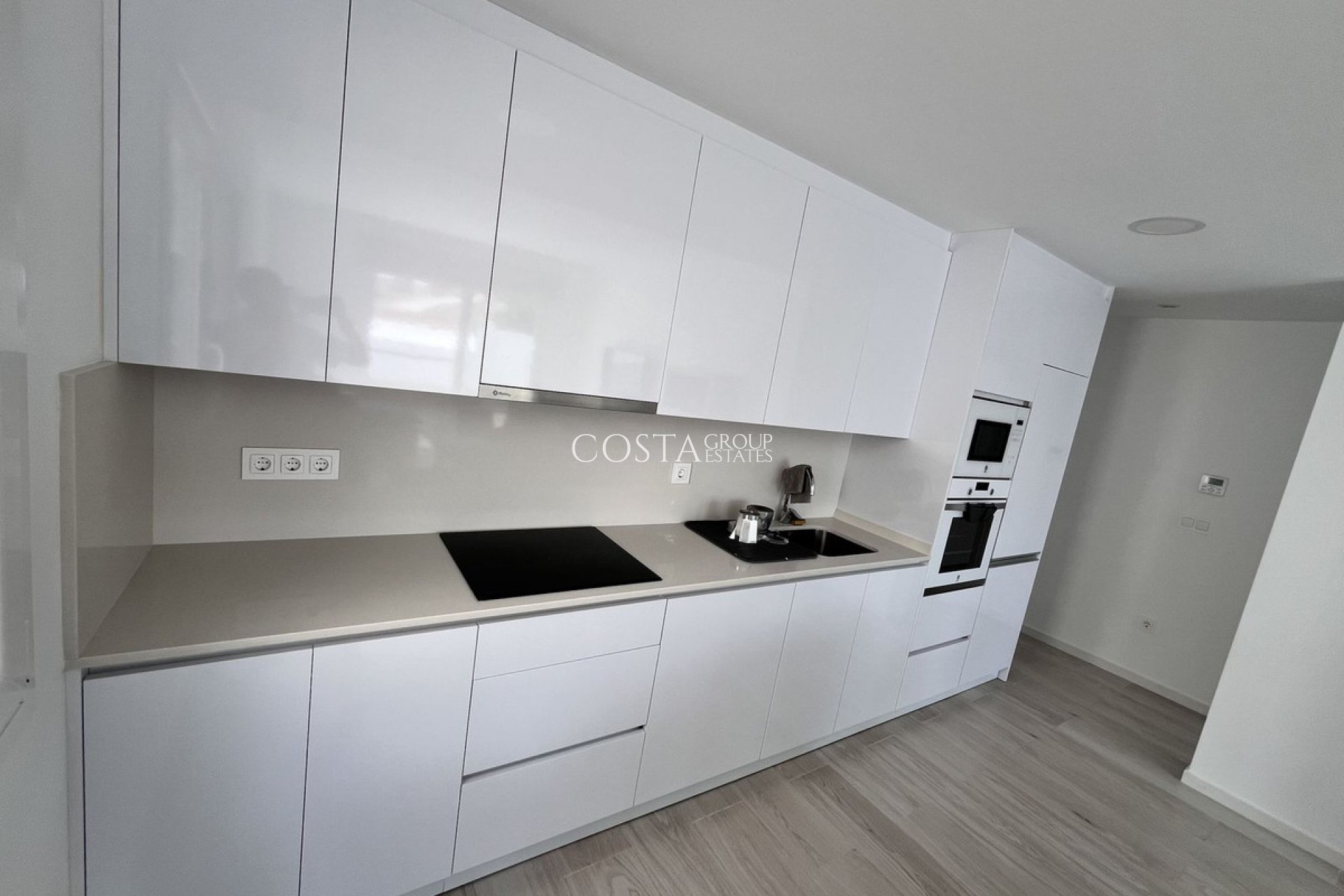 Herverkoop - Villa -
Murcia - Avileses