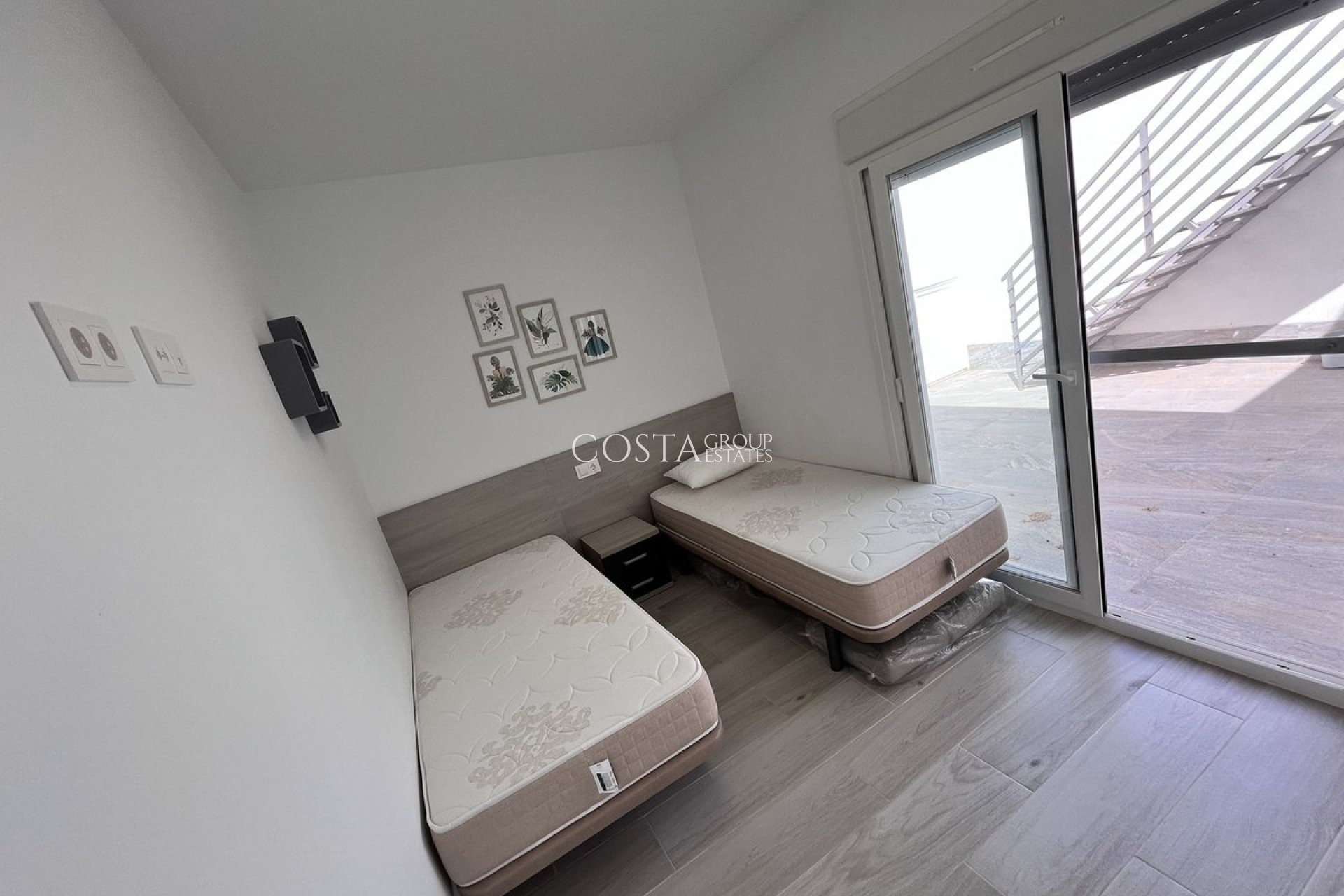 Herverkoop - Villa -
Murcia - Avileses