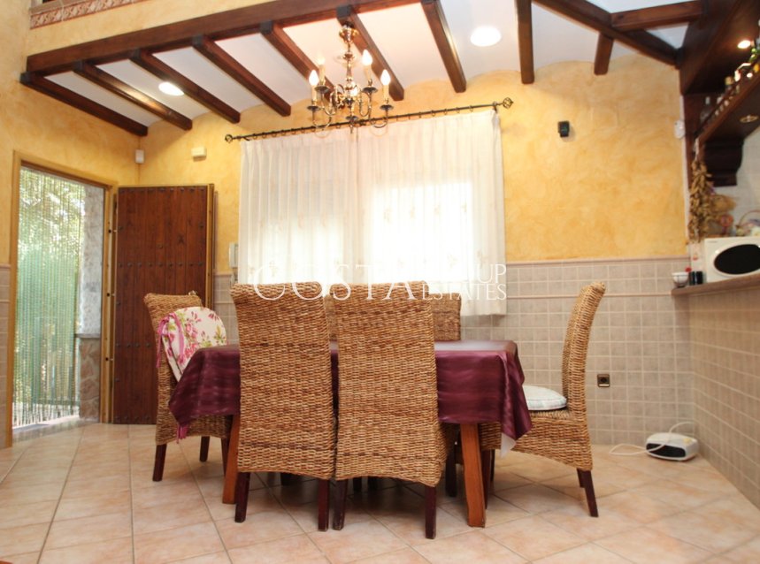 Herverkoop - Villa -
Murcia - Murcia City