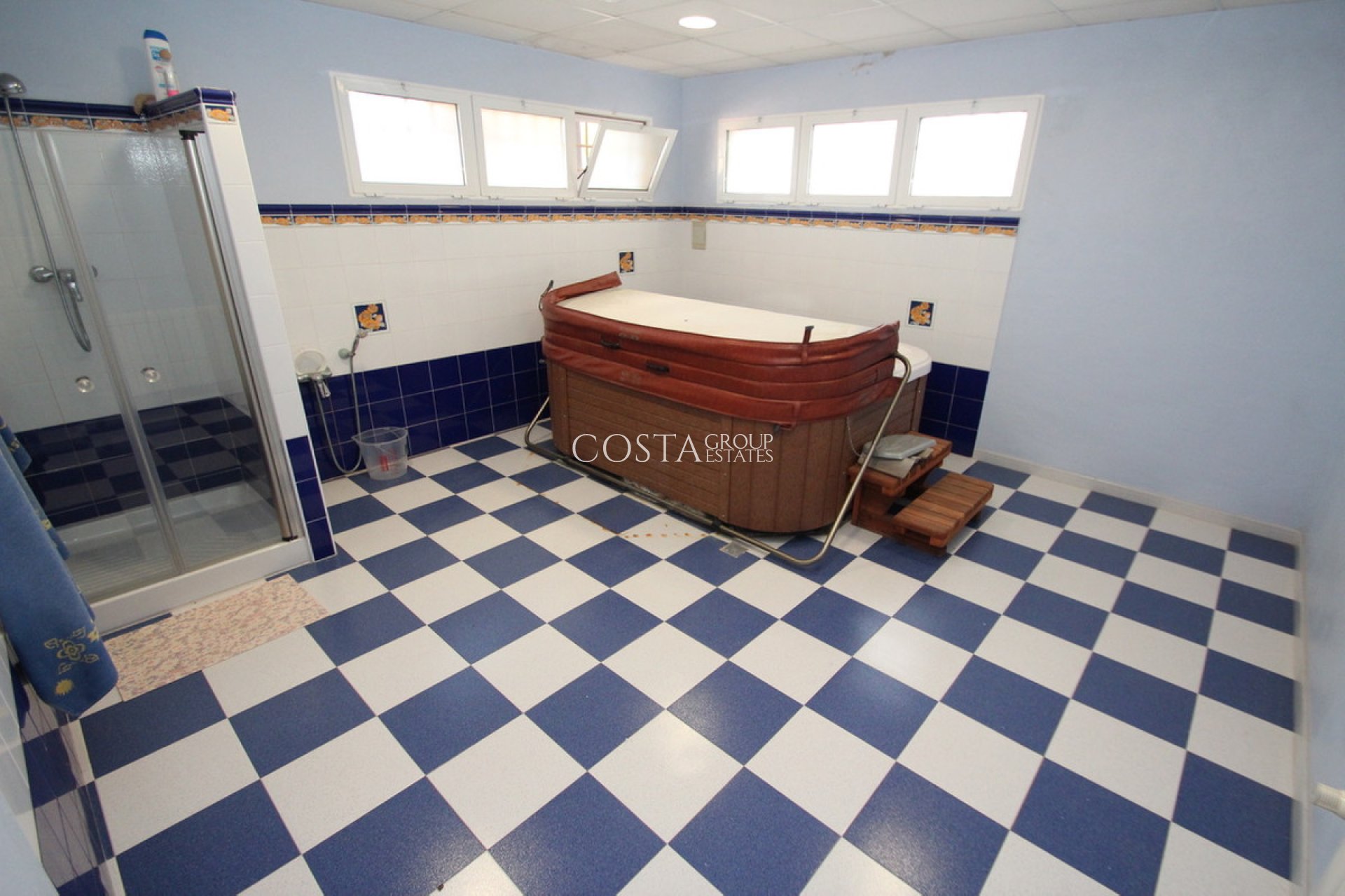 Herverkoop - Villa -
Murcia - Murcia City