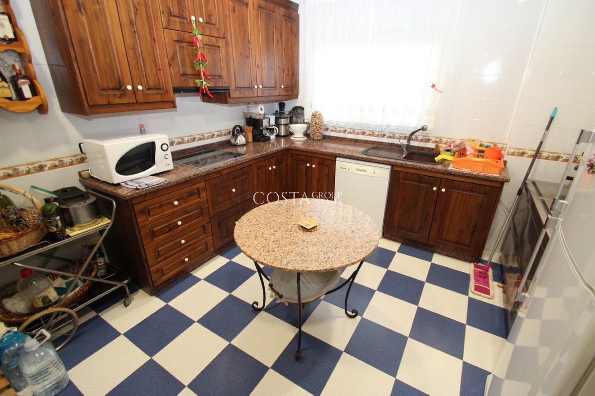 Herverkoop - Villa -
Murcia - Murcia City