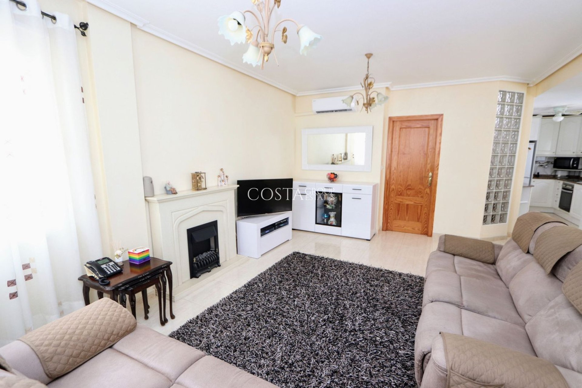 Herverkoop - Villa -
Murcia - Sucina