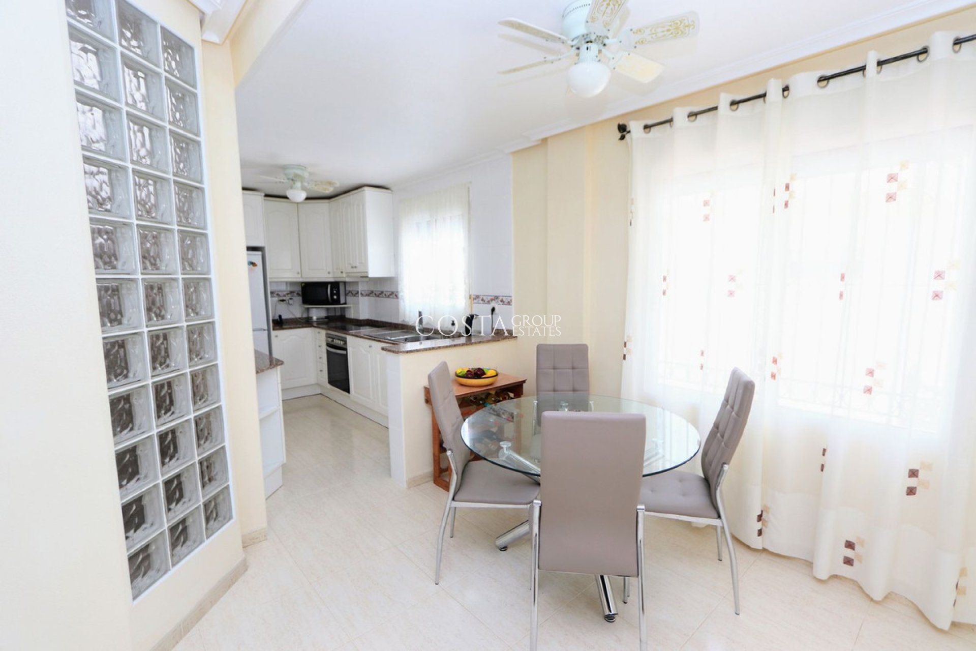 Herverkoop - Villa -
Murcia - Sucina