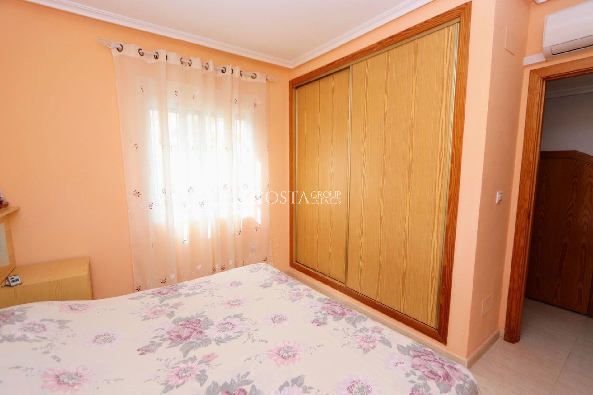 Herverkoop - Villa -
Murcia - Sucina