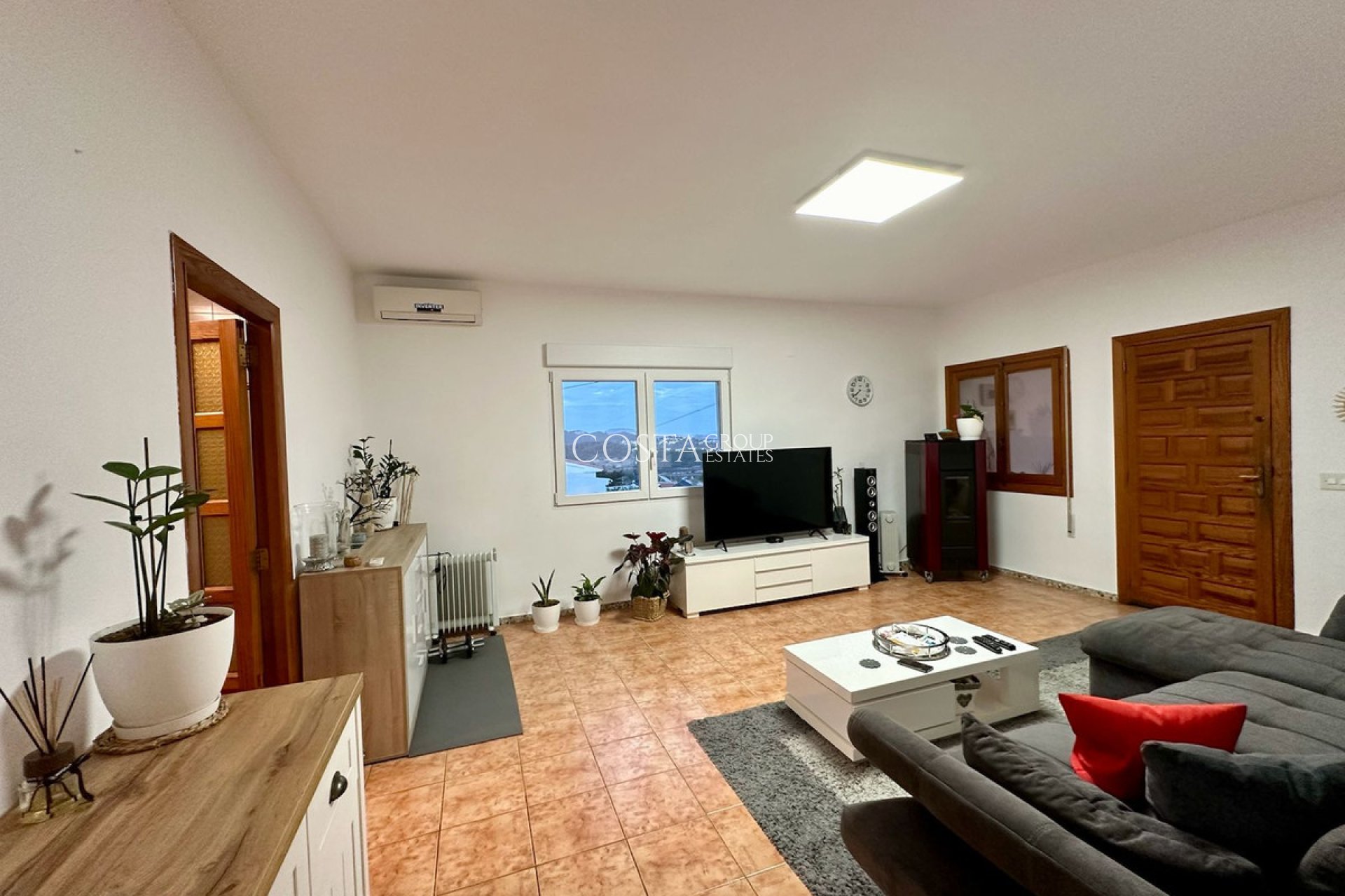 Herverkoop - Villa -
Novelda - Estación