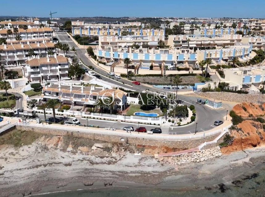 Herverkoop - Villa -
Orihuela - Cabo Roig