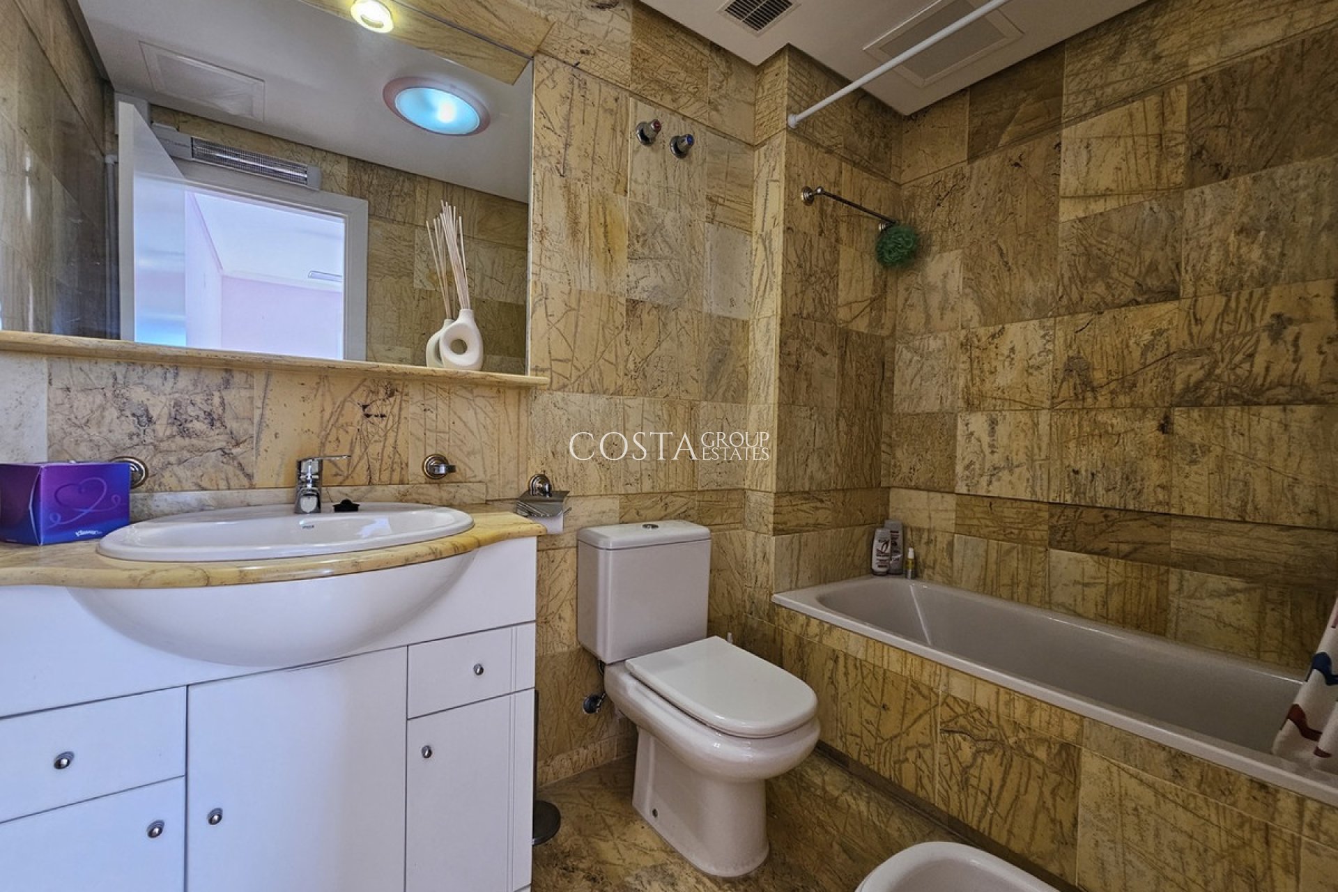 Herverkoop - Villa -
Orihuela - Cabo Roig